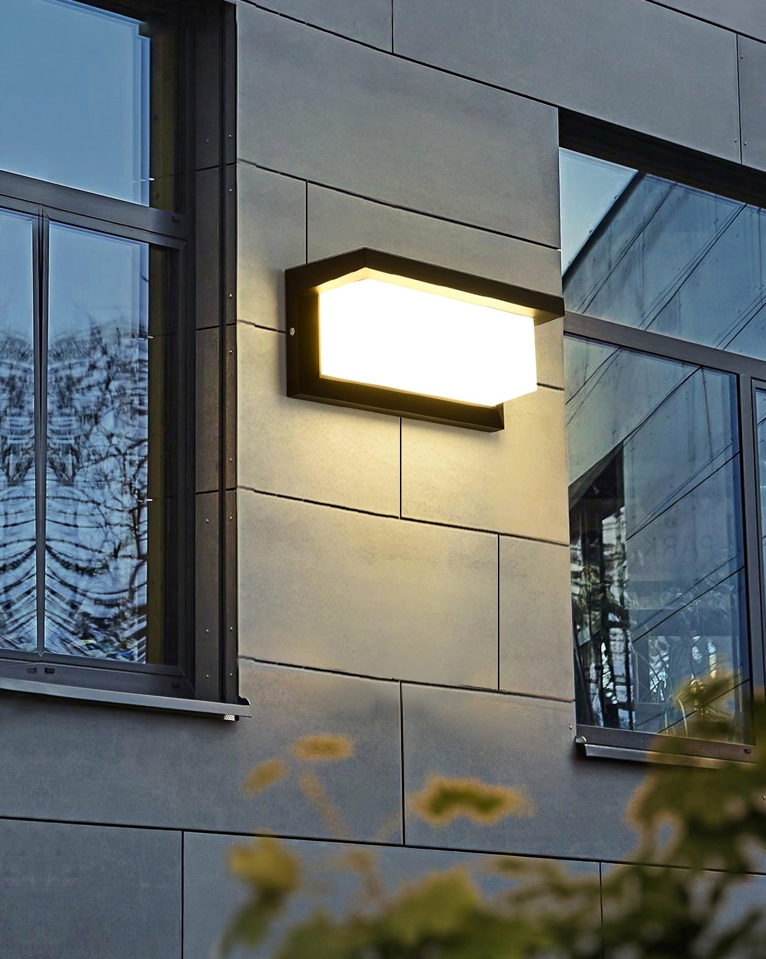 Horizontal_LED_Outdoor_Light_15