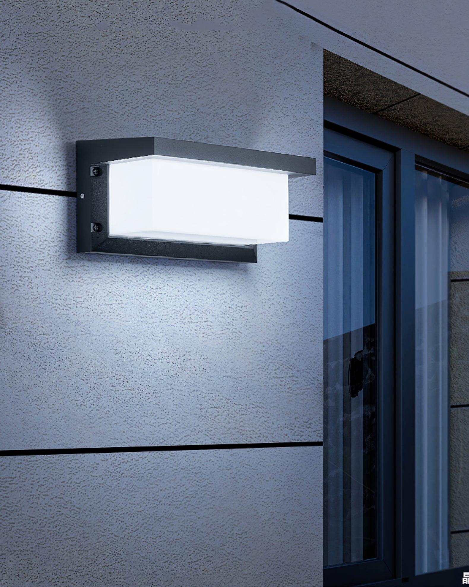Horizontal_LED_Outdoor_Light_20