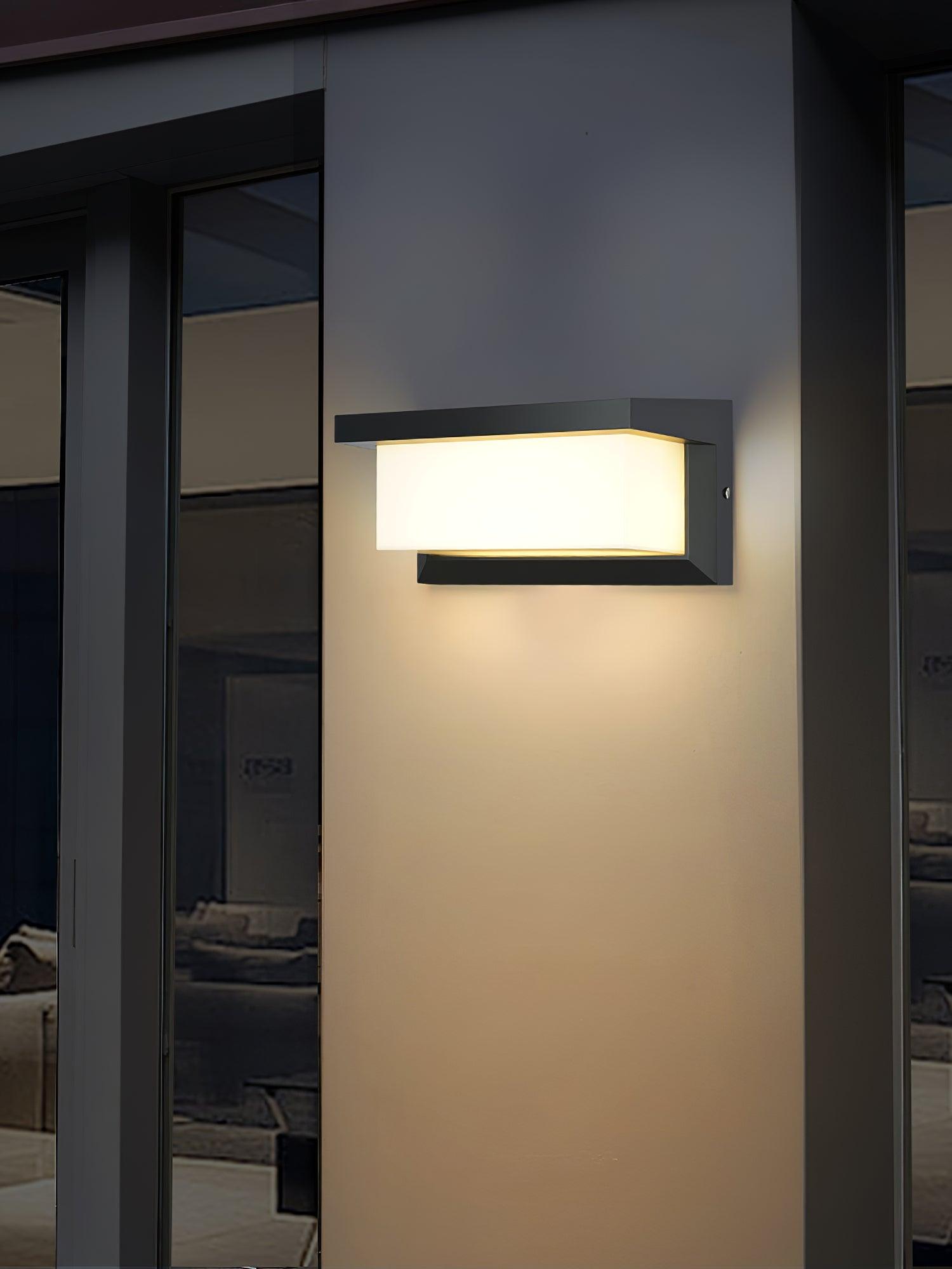 Horizontal_LED_Outdoor_Light_22