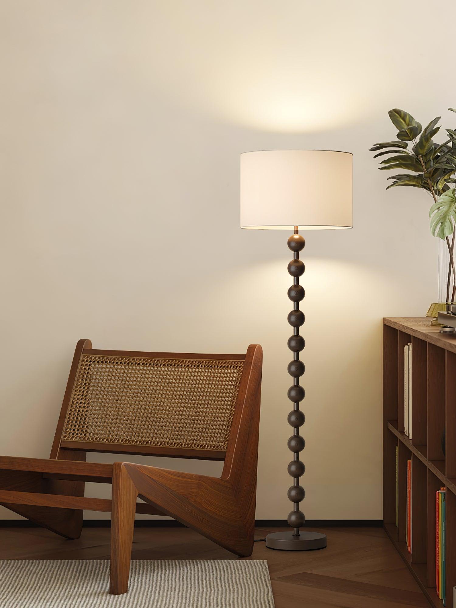 Hugo_Barbell_Floor_Lamp_38