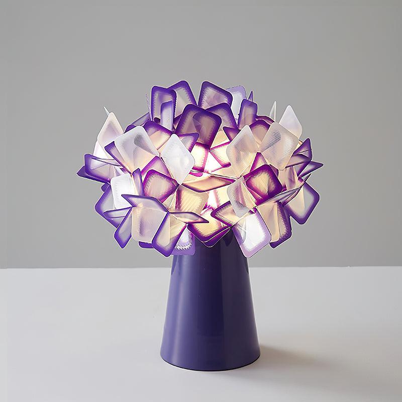 Illis_Flower_Table_Lamp_15