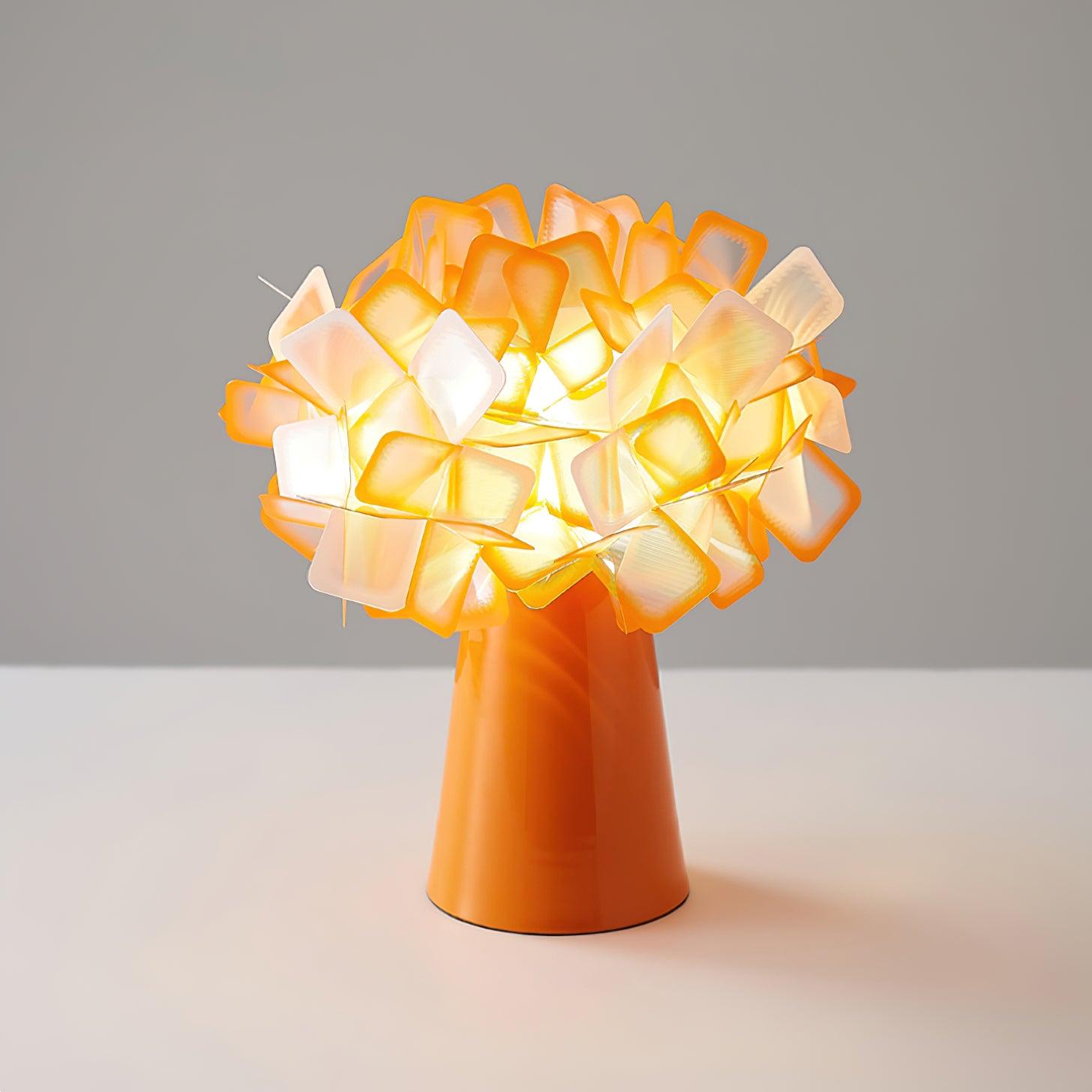 Illis_Flower_Table_Lamp_2