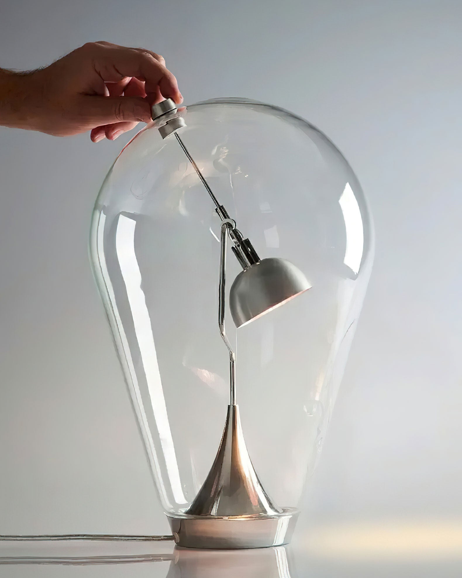 Illuminova_Adjustable_Table_Lamp_12