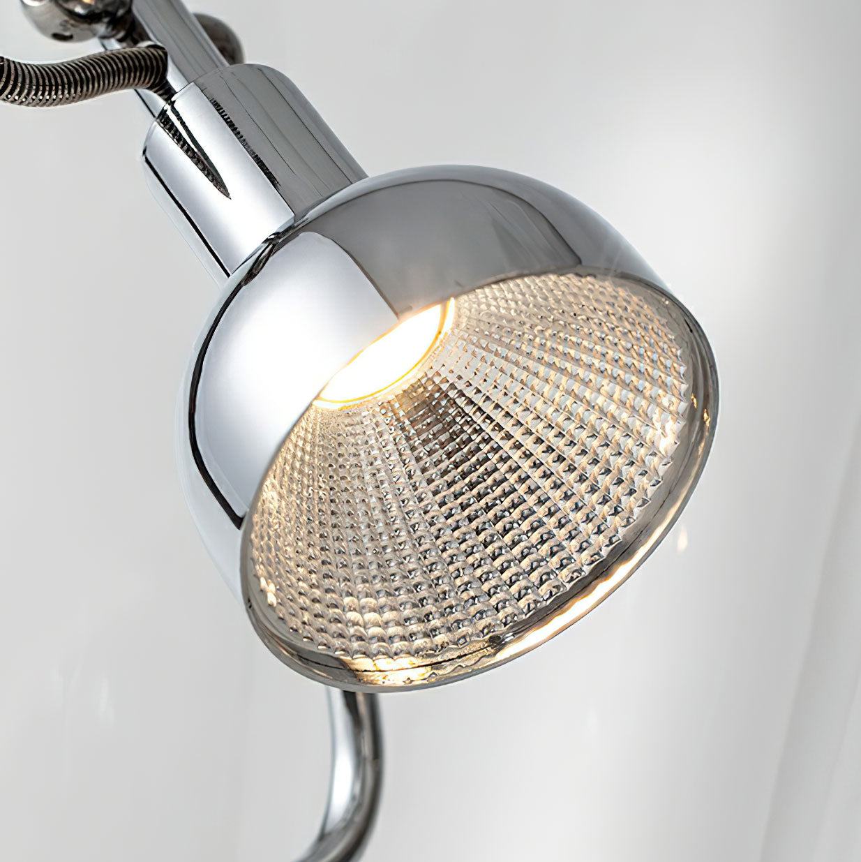 Illuminova_Adjustable_Table_Lamp_7
