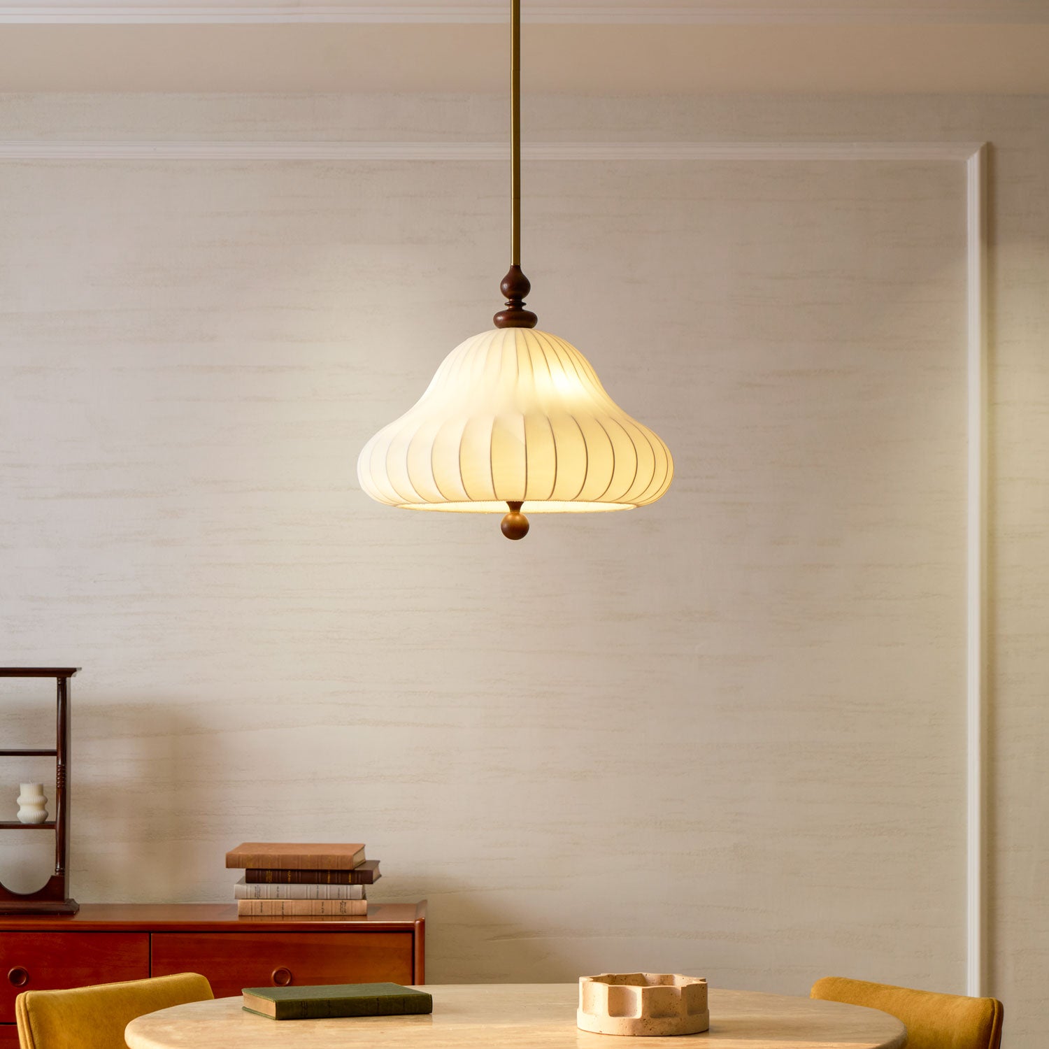 Isabella-_Bloom-_Pendant_-Light-_2