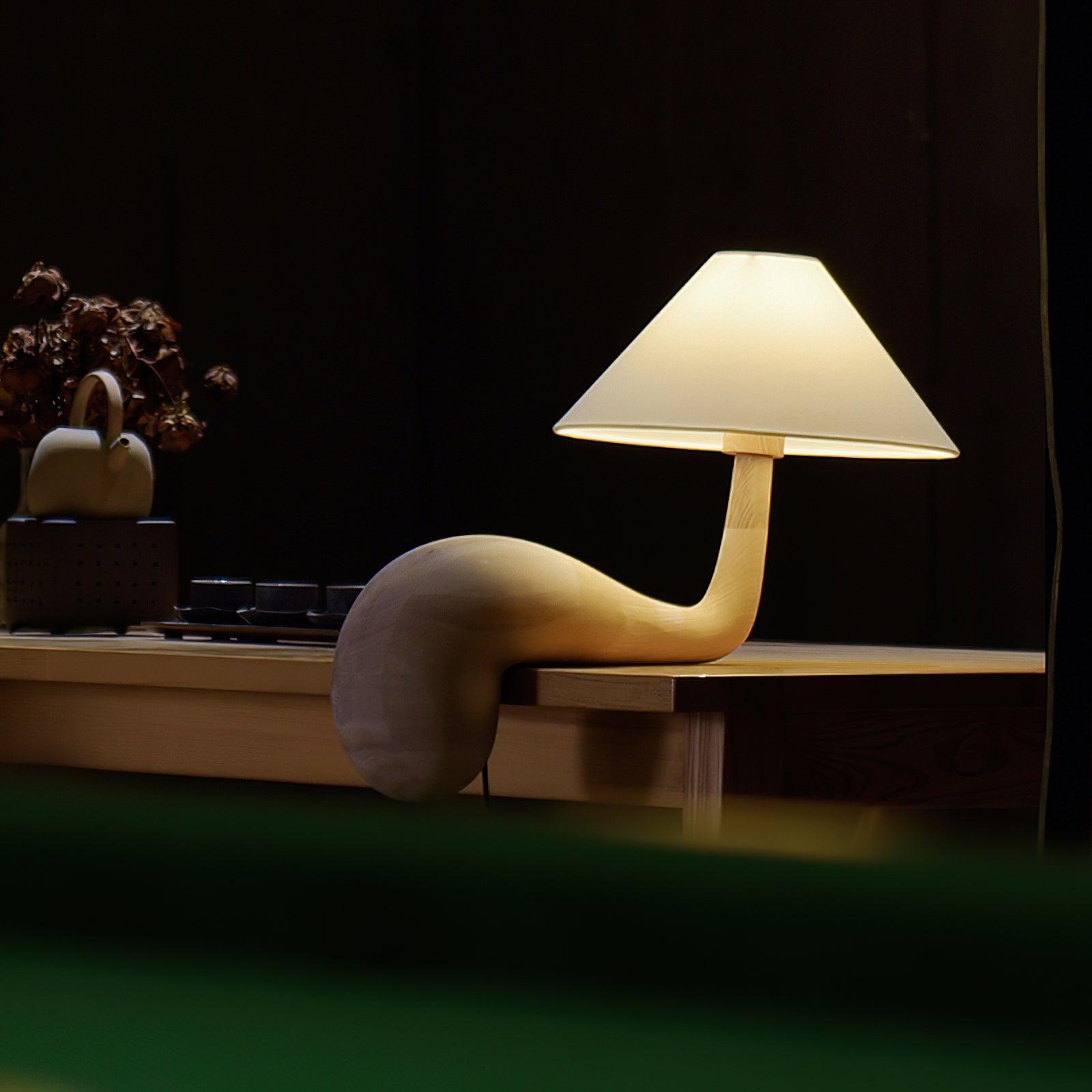 Kakuda_Pine_Table_Lamp_3