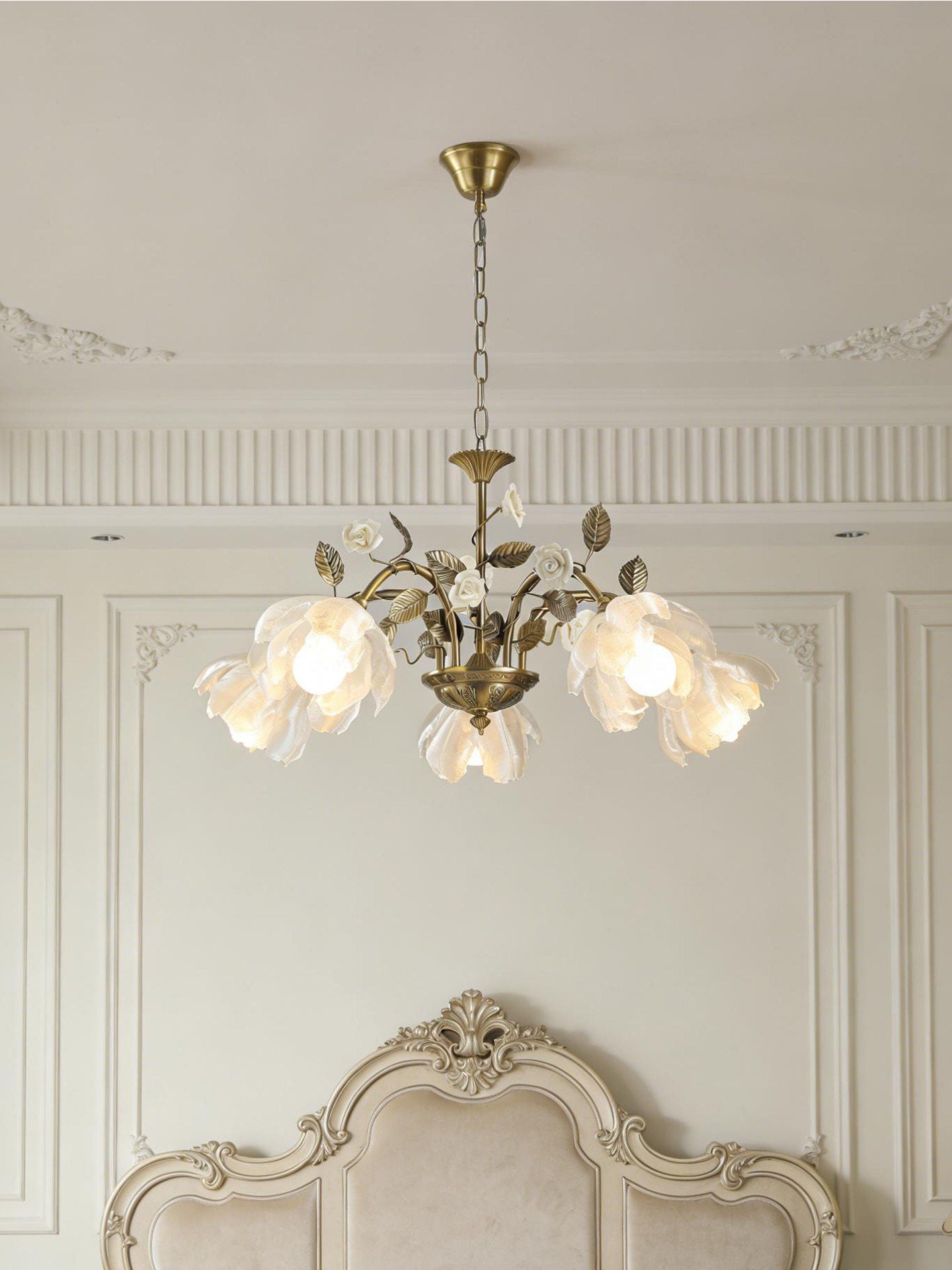 Kalin-Flower-Chandelier_15