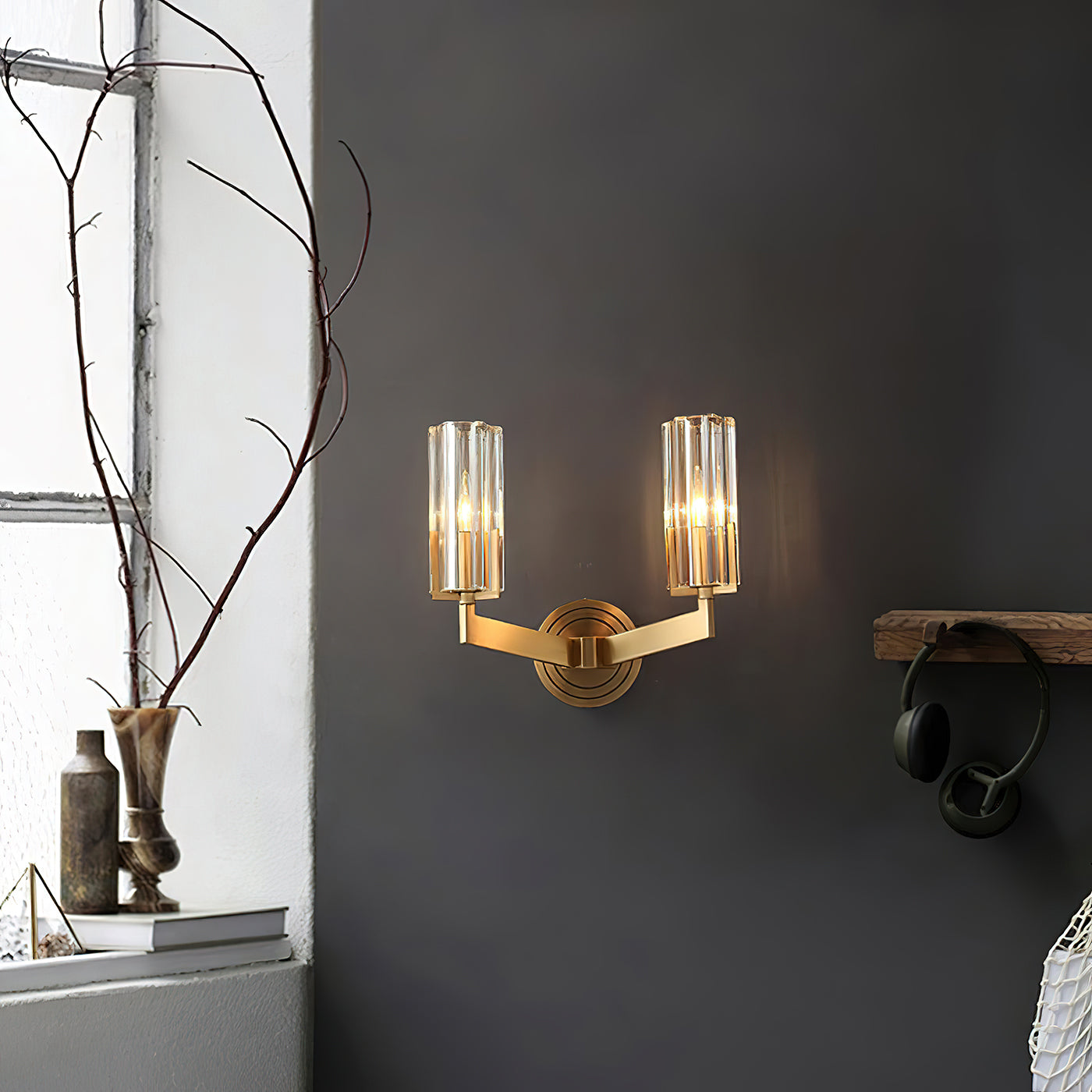 Kayla_Brass_Wall_Lamp_8
