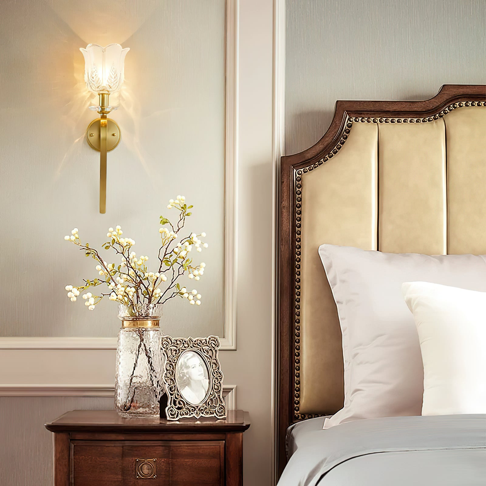 Kristy-Wall-Lamp_11