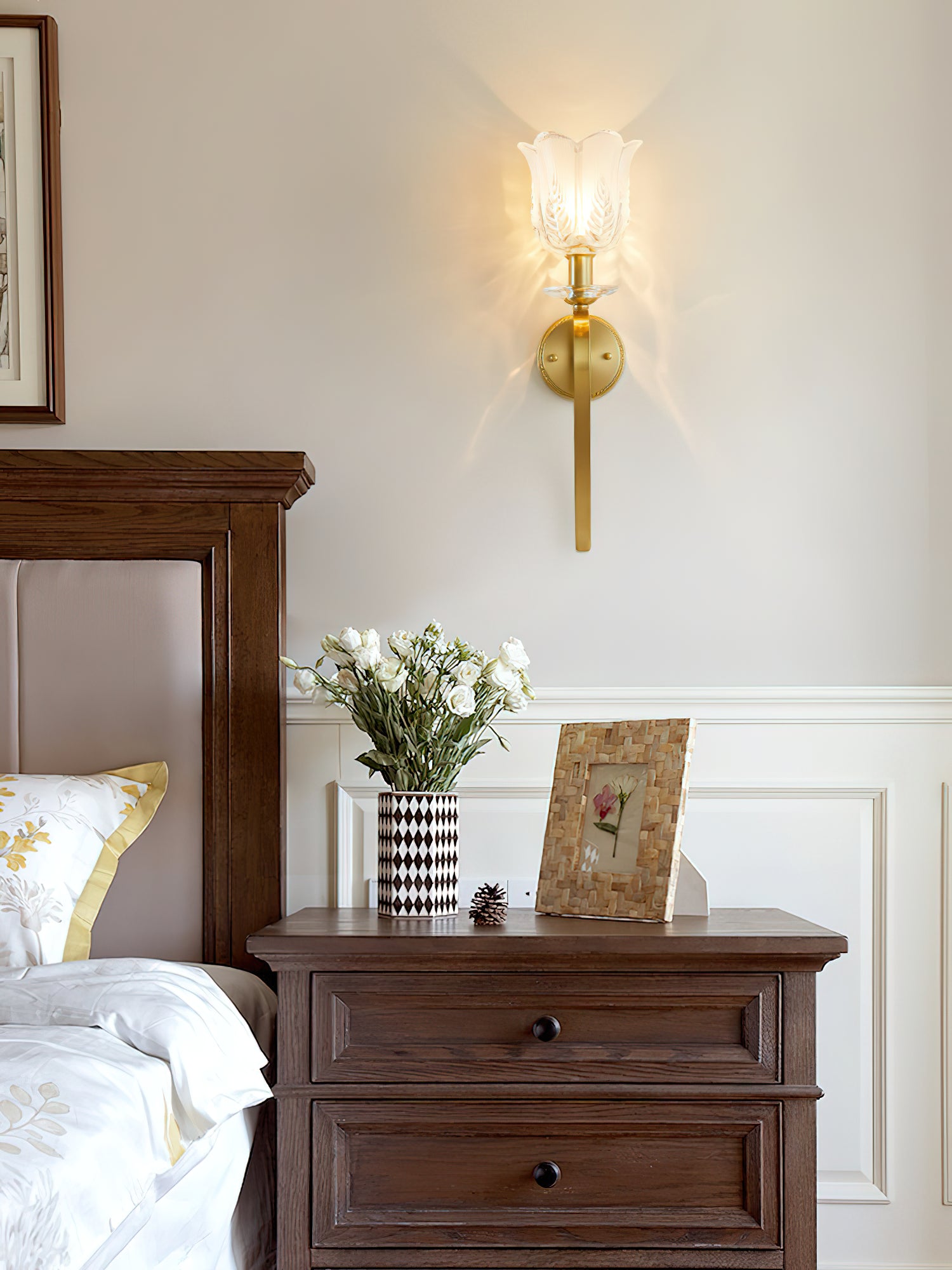 Kristy-Wall-Lamp_13