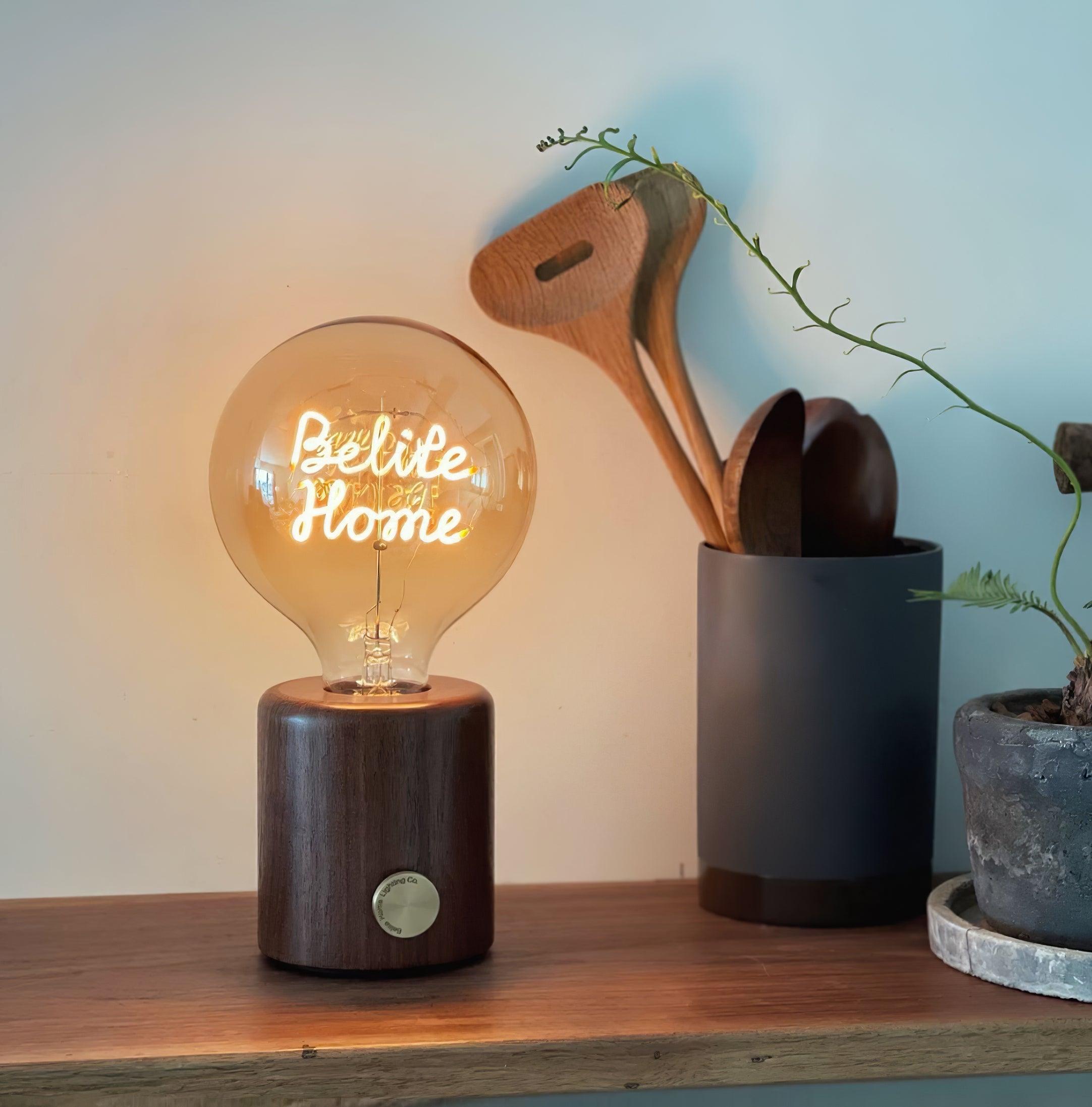 Kuitt_Smiley_Table_Lamp_9