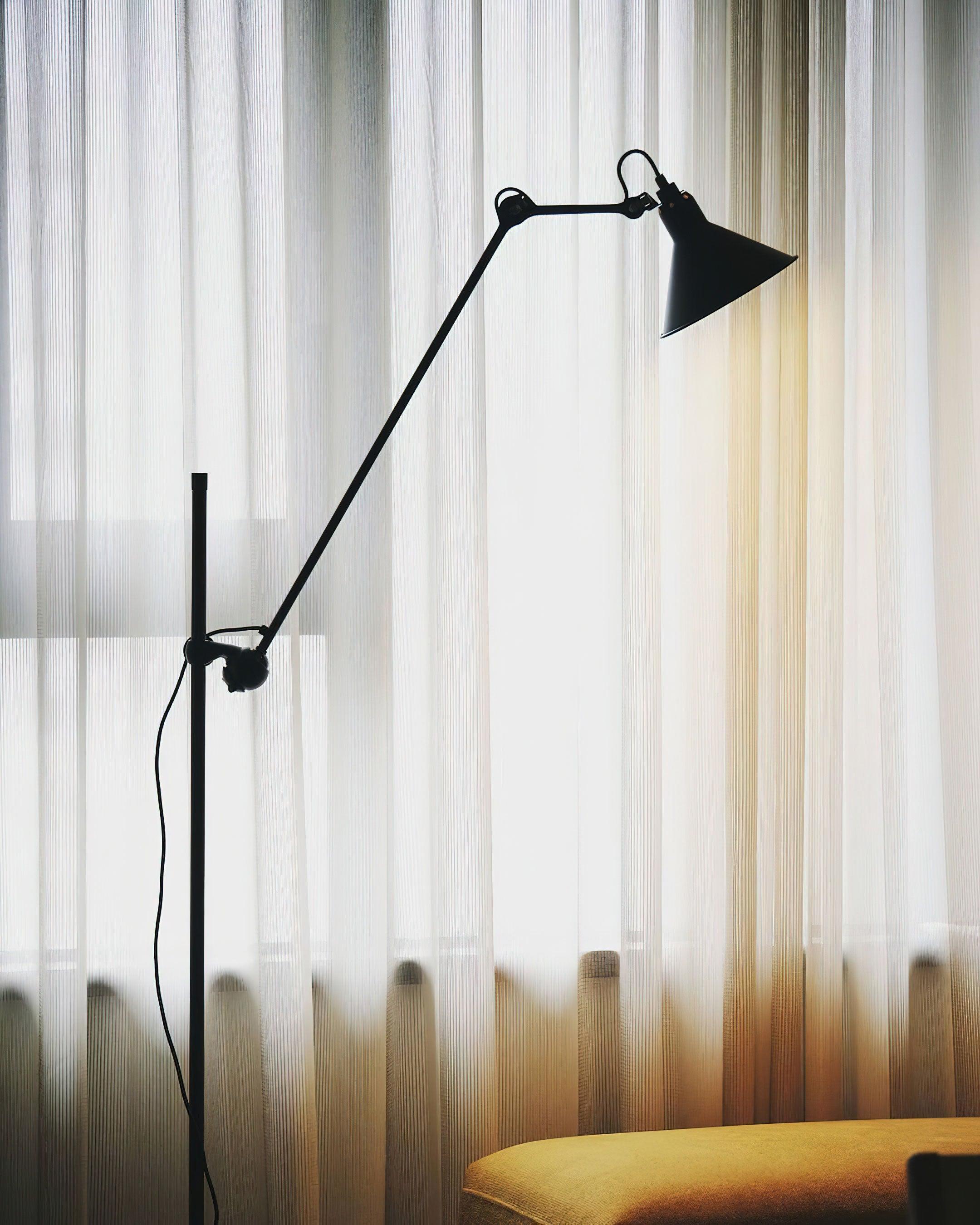 Lampe_Gras_215_Floor_Lamp_24