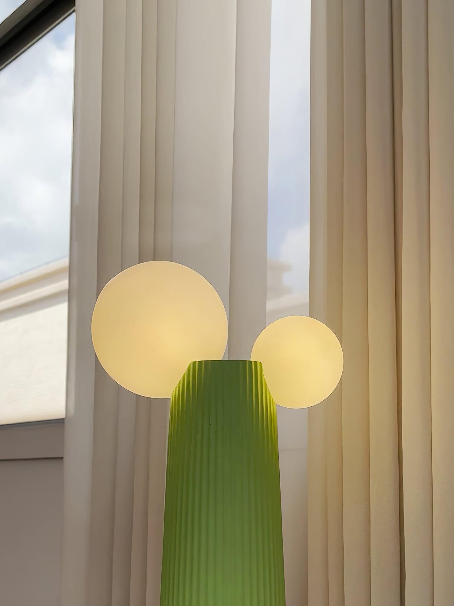 Land_Table_Lamp_23