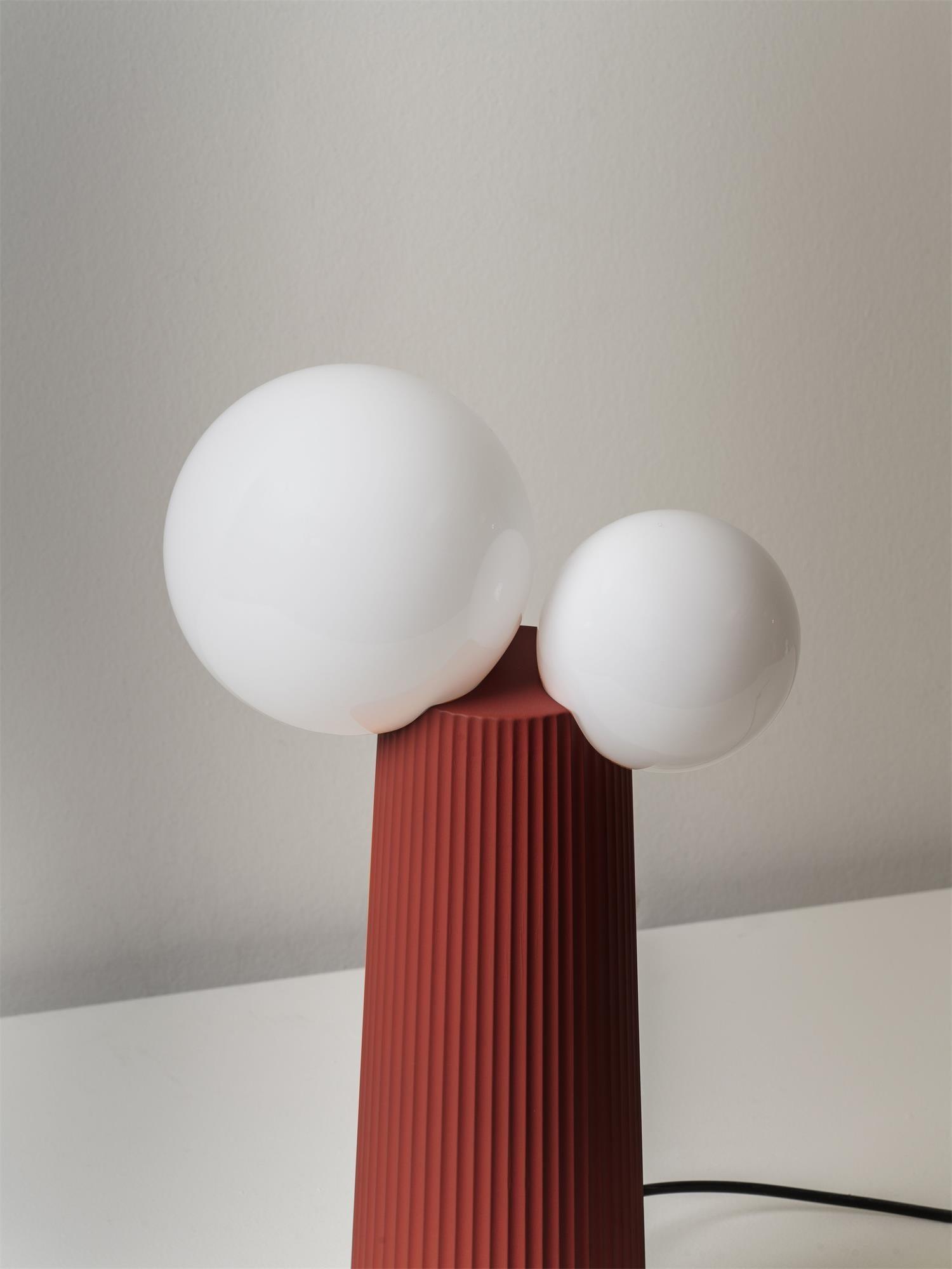 Land_Table_Lamp_25