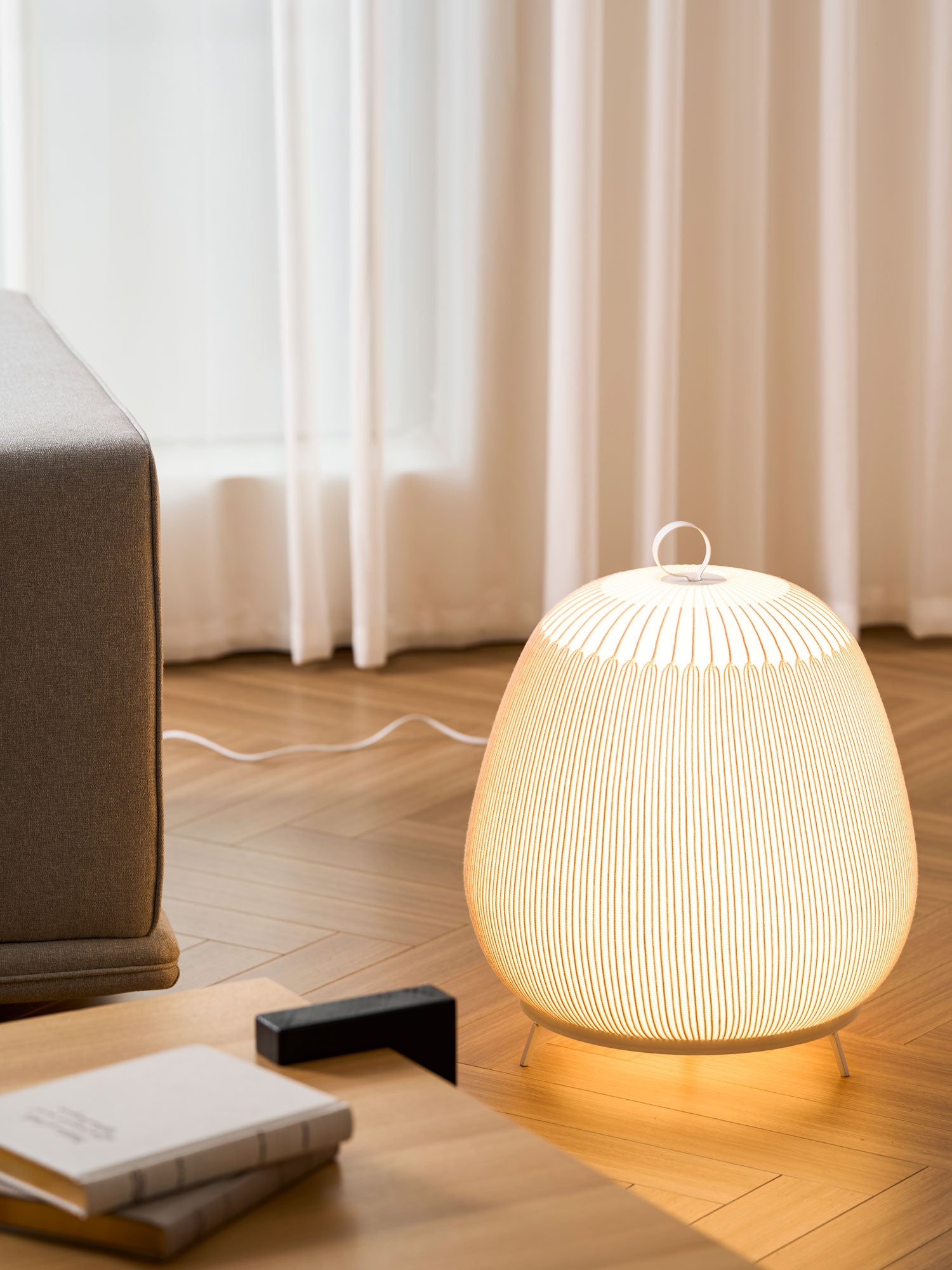 Lantern-_Knit_-Table-_Lamp-_4