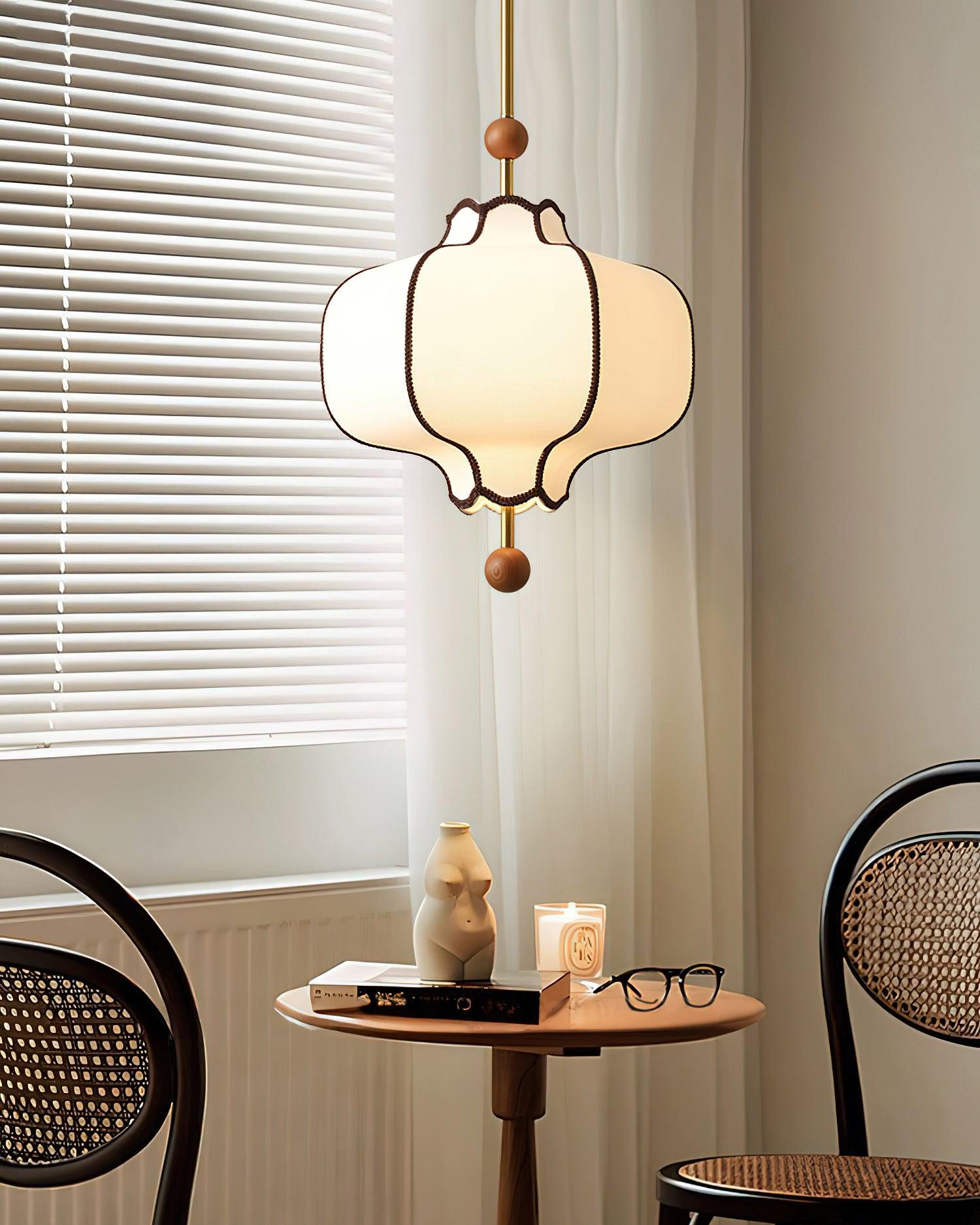 Lantern_Pendant_Light_1