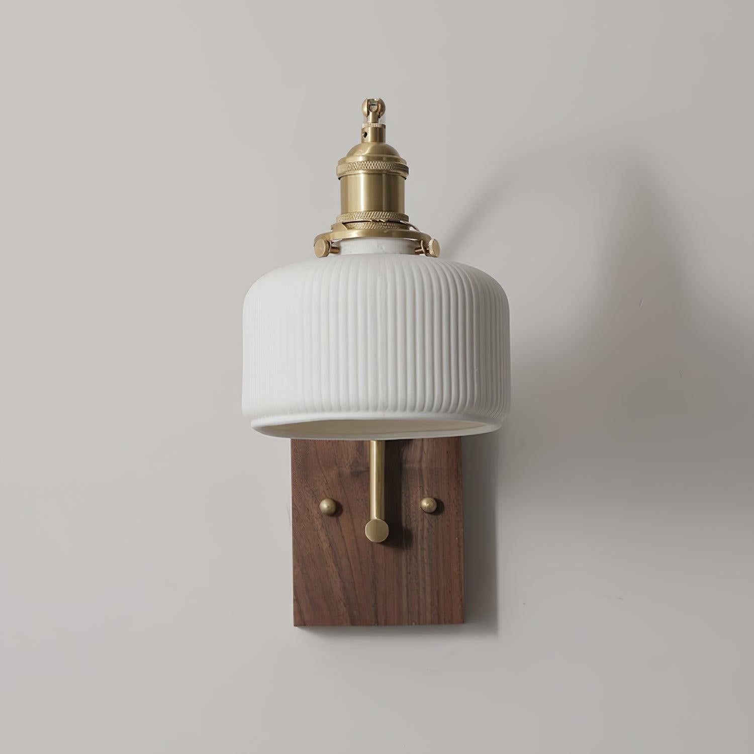 Laura-Wall-Lamp_12