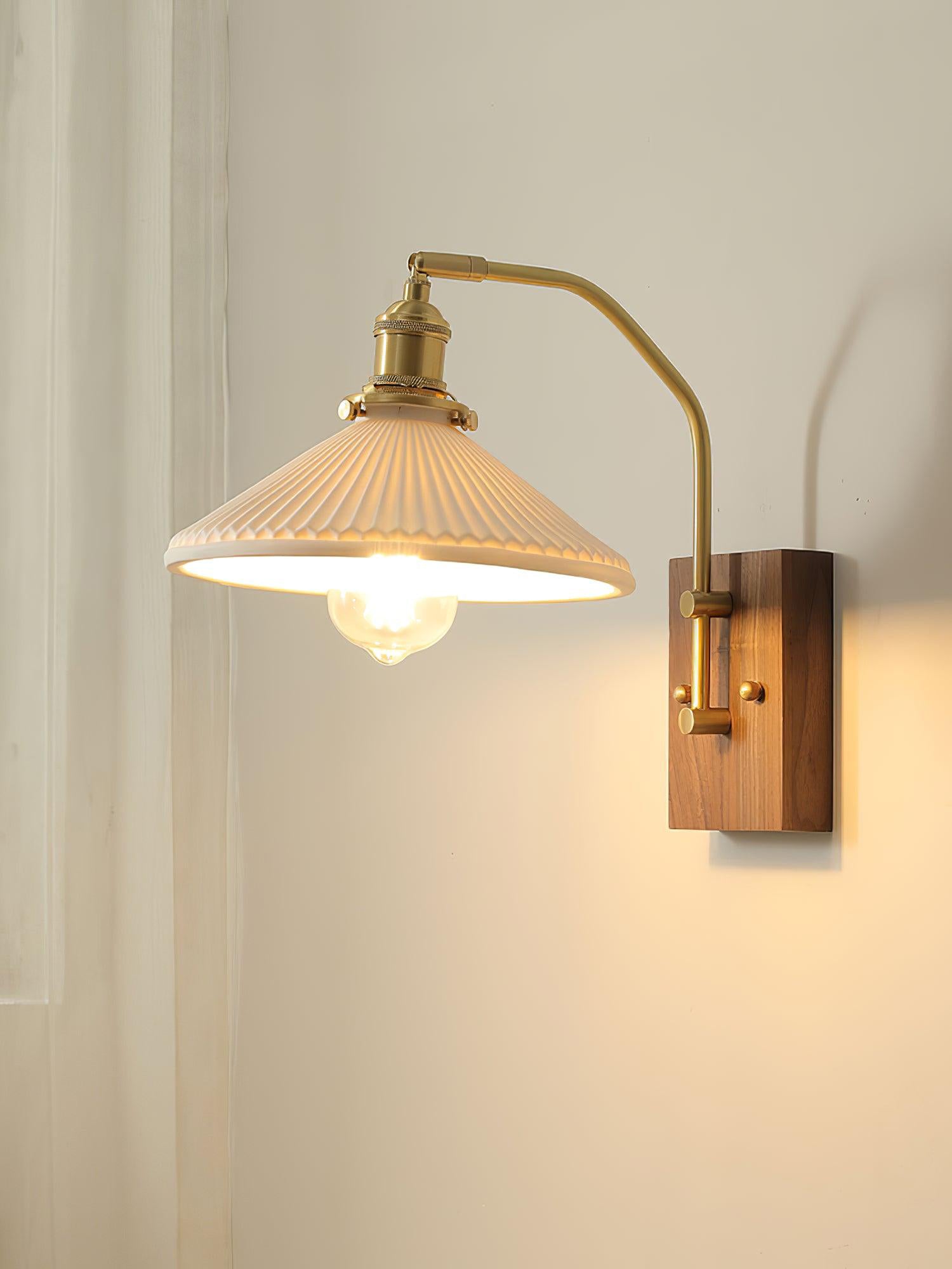 Laura-Wall-Lamp_14