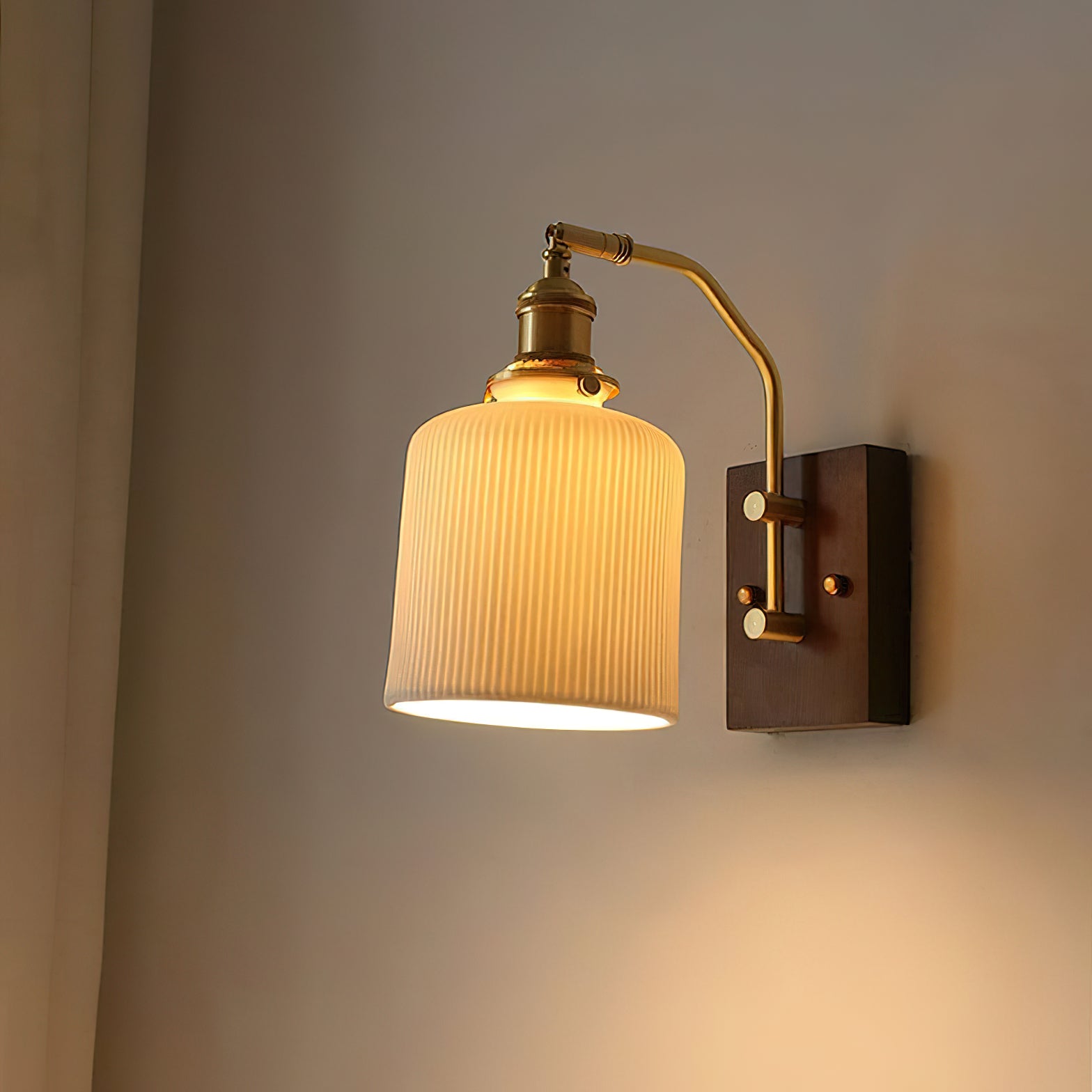 Laura-Wall-Lamp_8