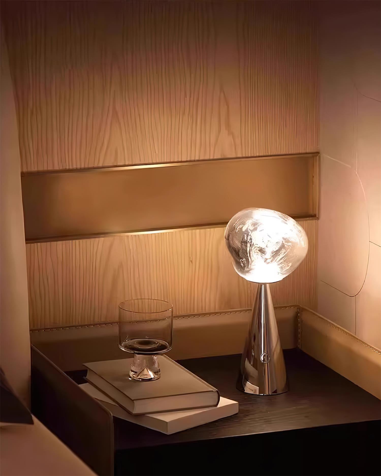 Lava_Charge_Table_Lamp_12