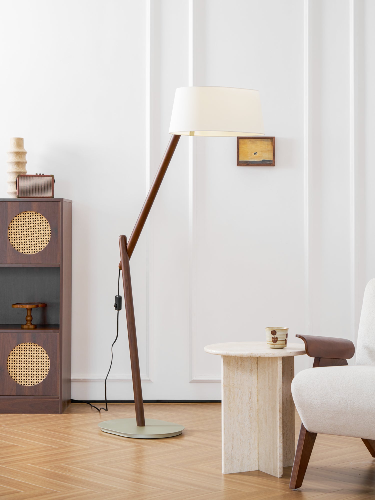 Lean-Pivot-Floor-Lamp-_10
