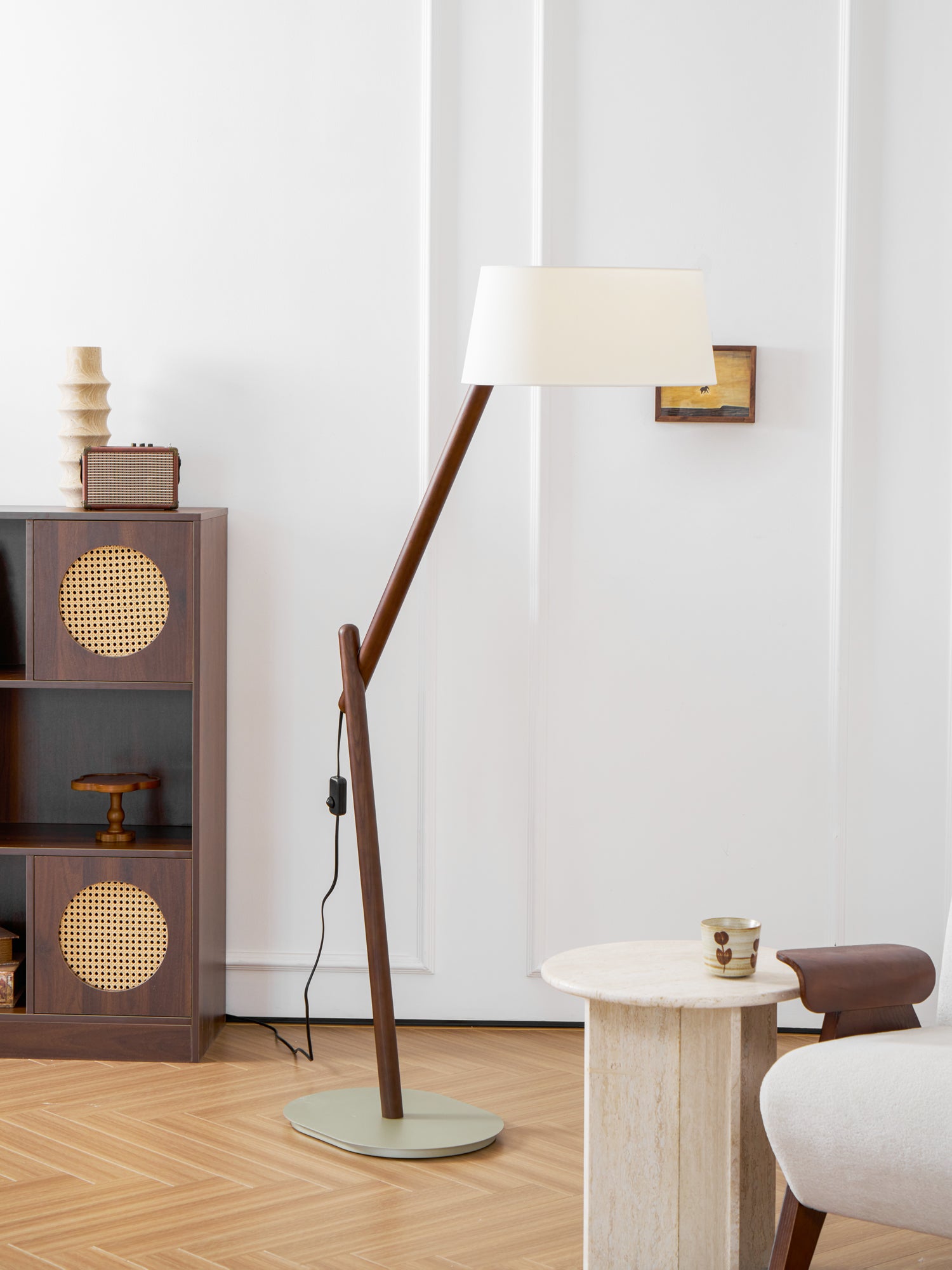 Lean-Pivot-Floor-Lamp-_11