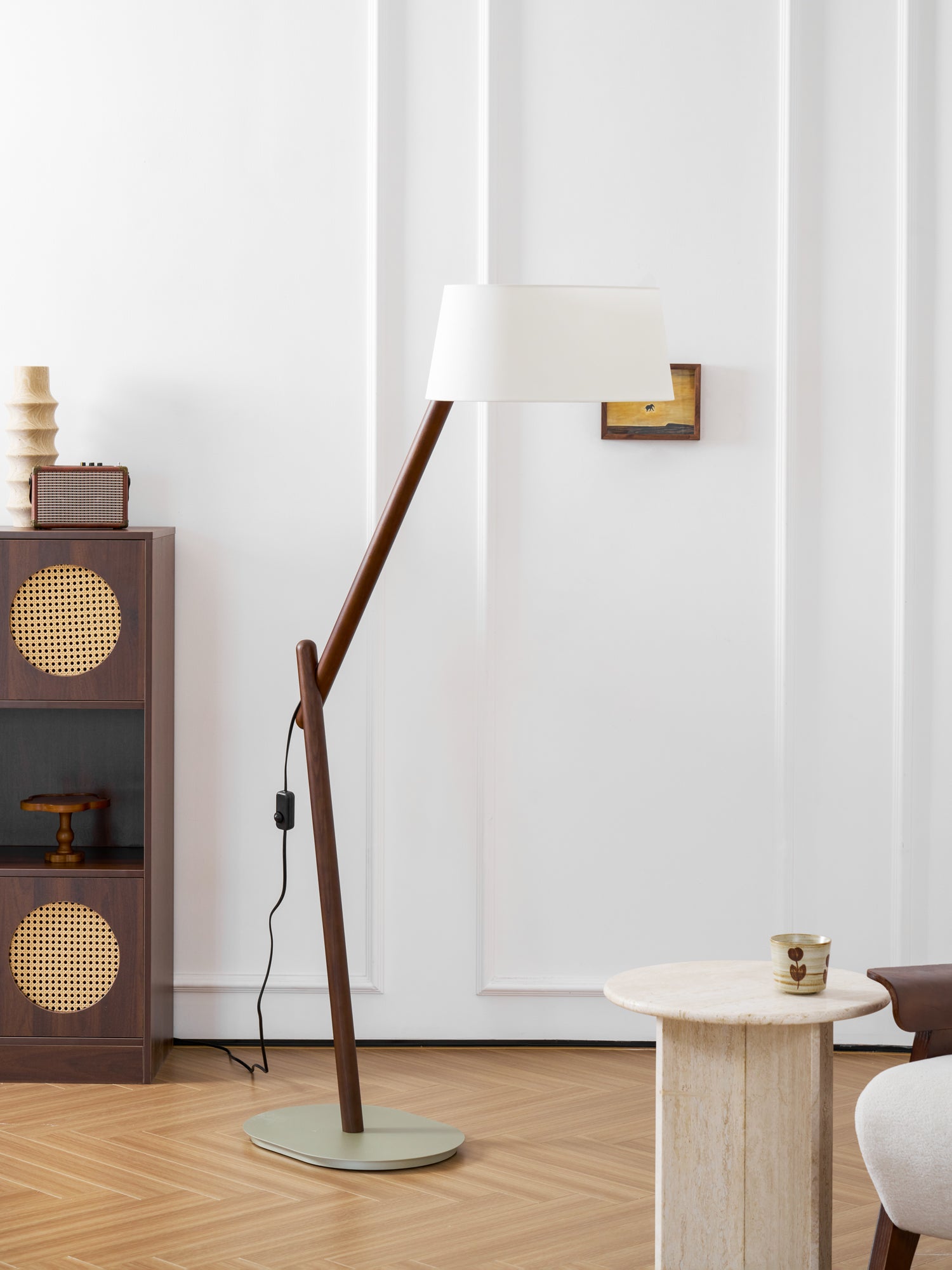 Lean-Pivot-Floor-Lamp-_12
