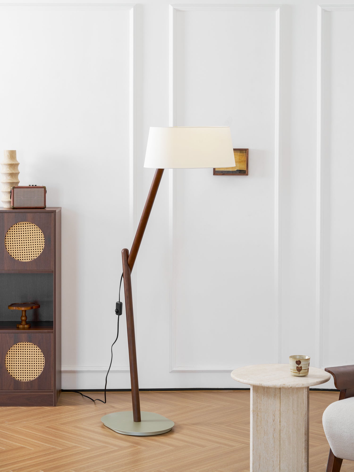 Lean-Pivot-Floor-Lamp-_18