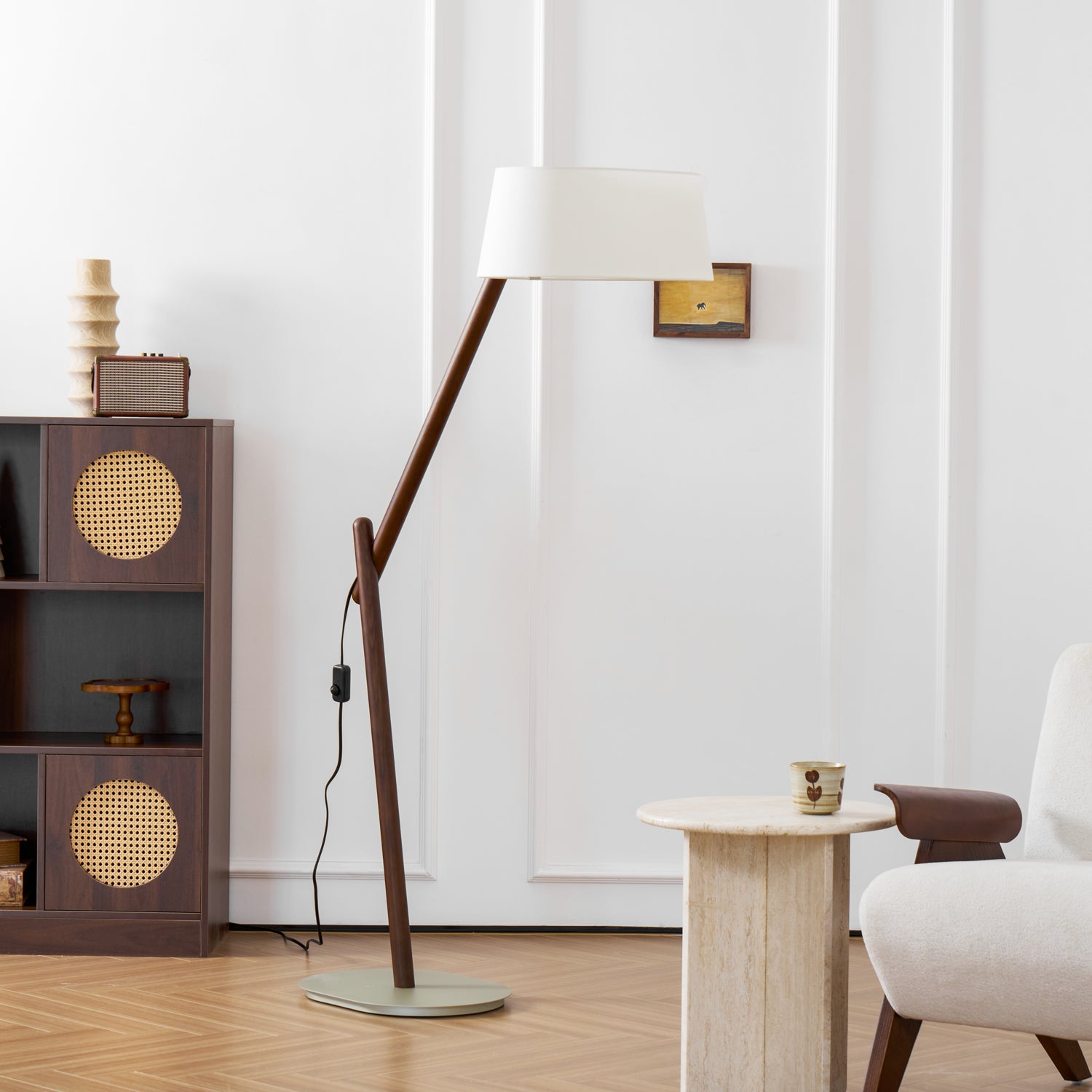 Lean-Pivot-Floor-Lamp-_2