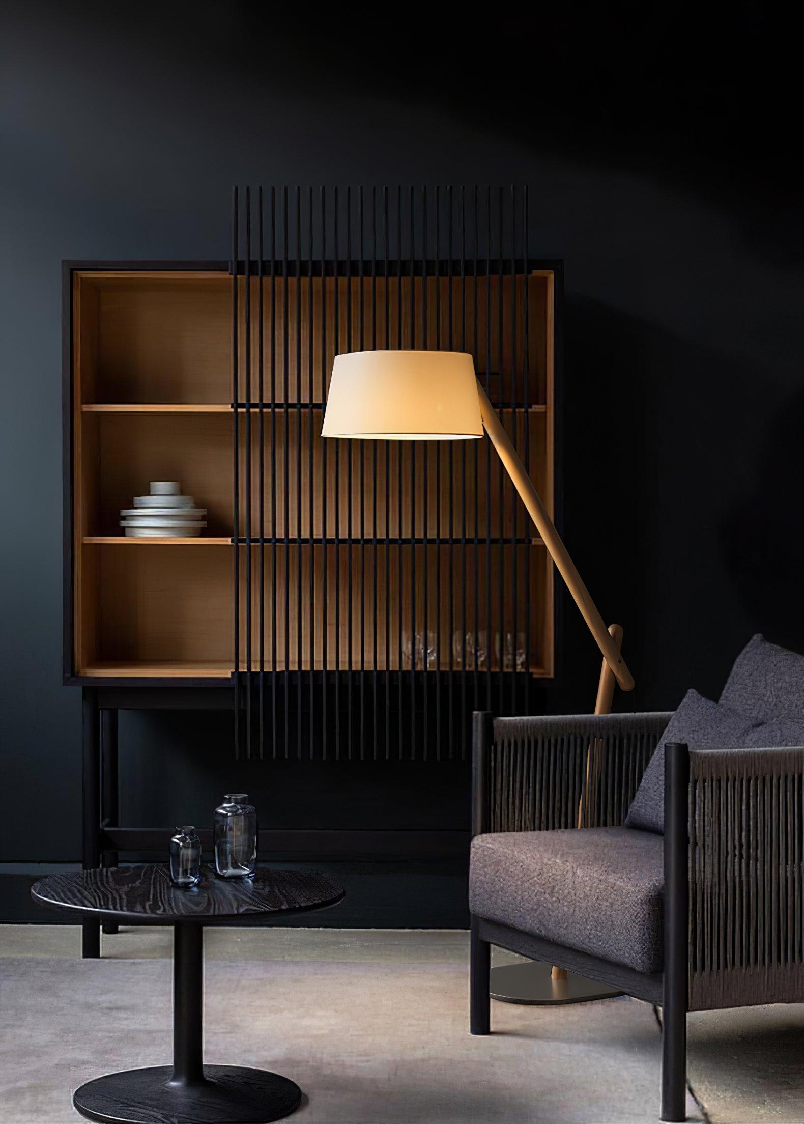 Lean_Pivot_Floor_Lamp_15