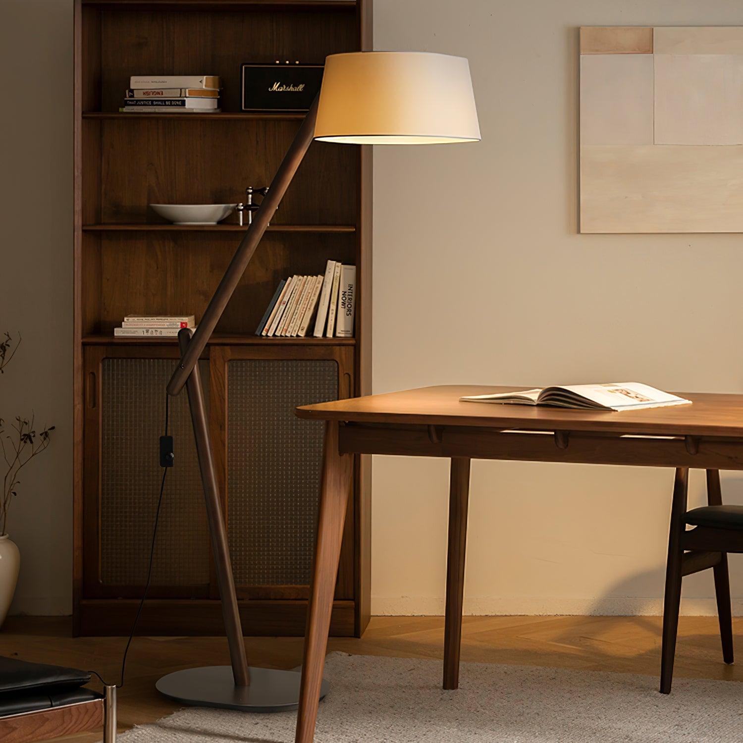 Lean_Pivot_Floor_Lamp_16