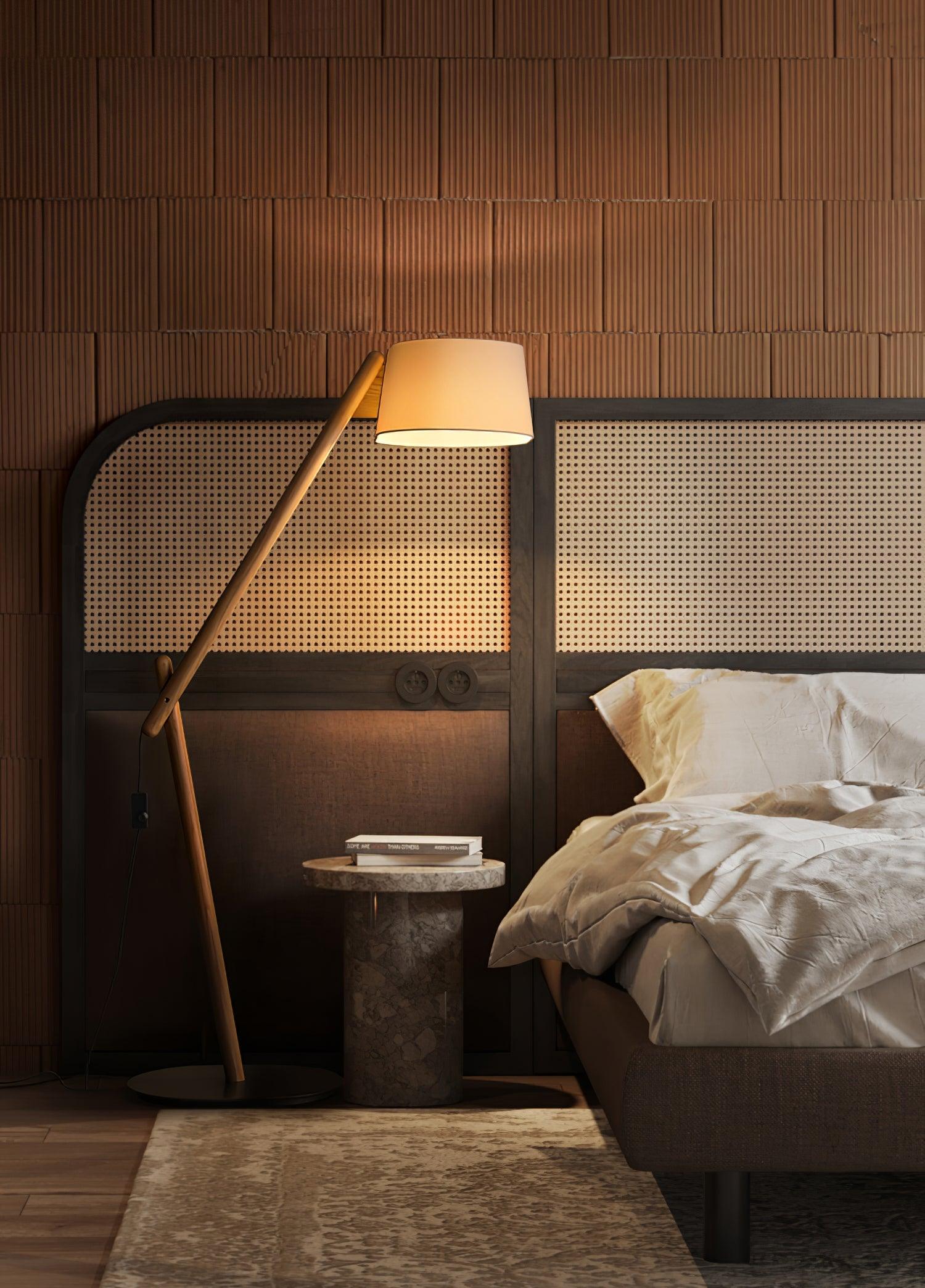 Lean_Pivot_Floor_Lamp_20
