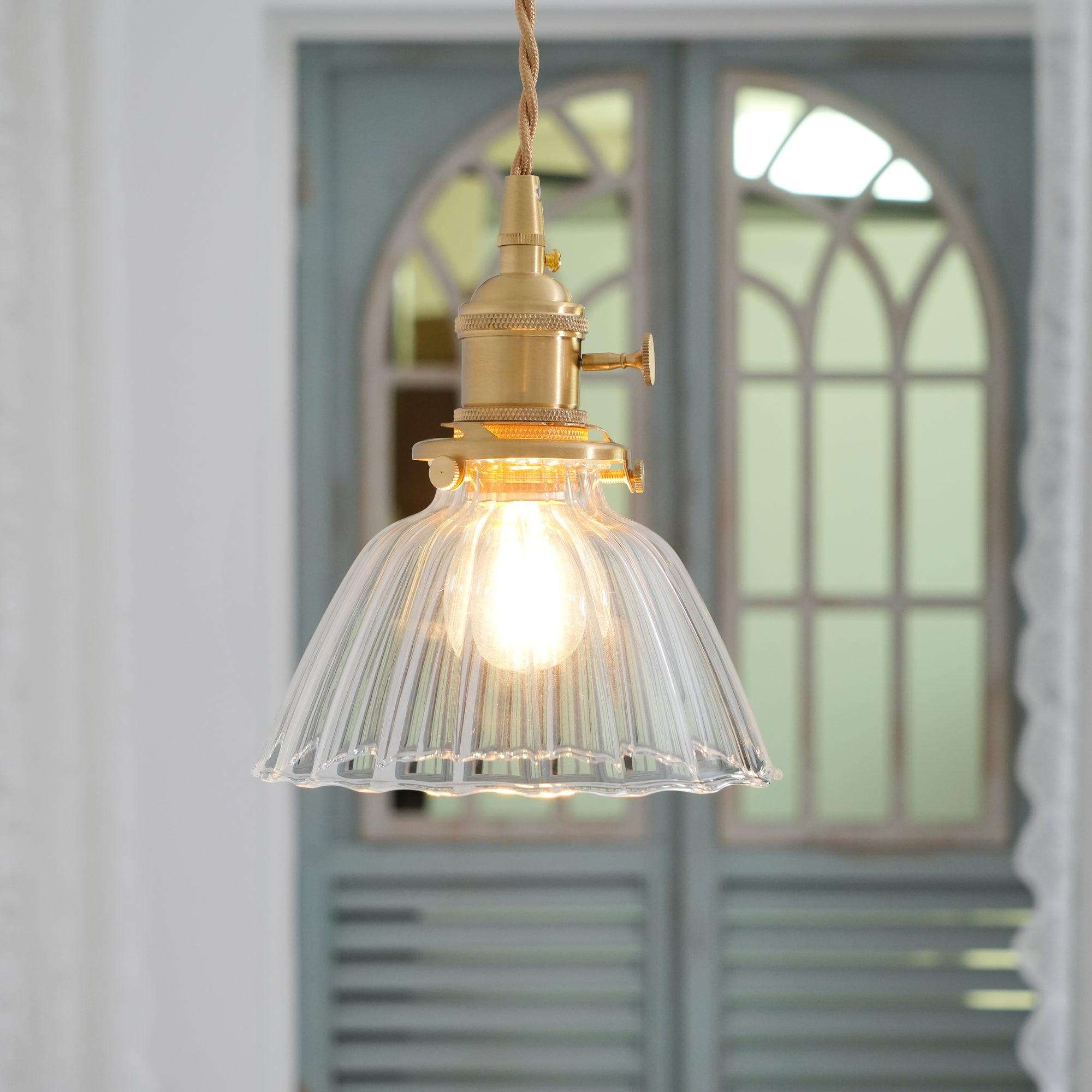 Ledbury_Pendant_Light_5_8aaad50e-2cf3-45c0-af9c-4db00a38061d