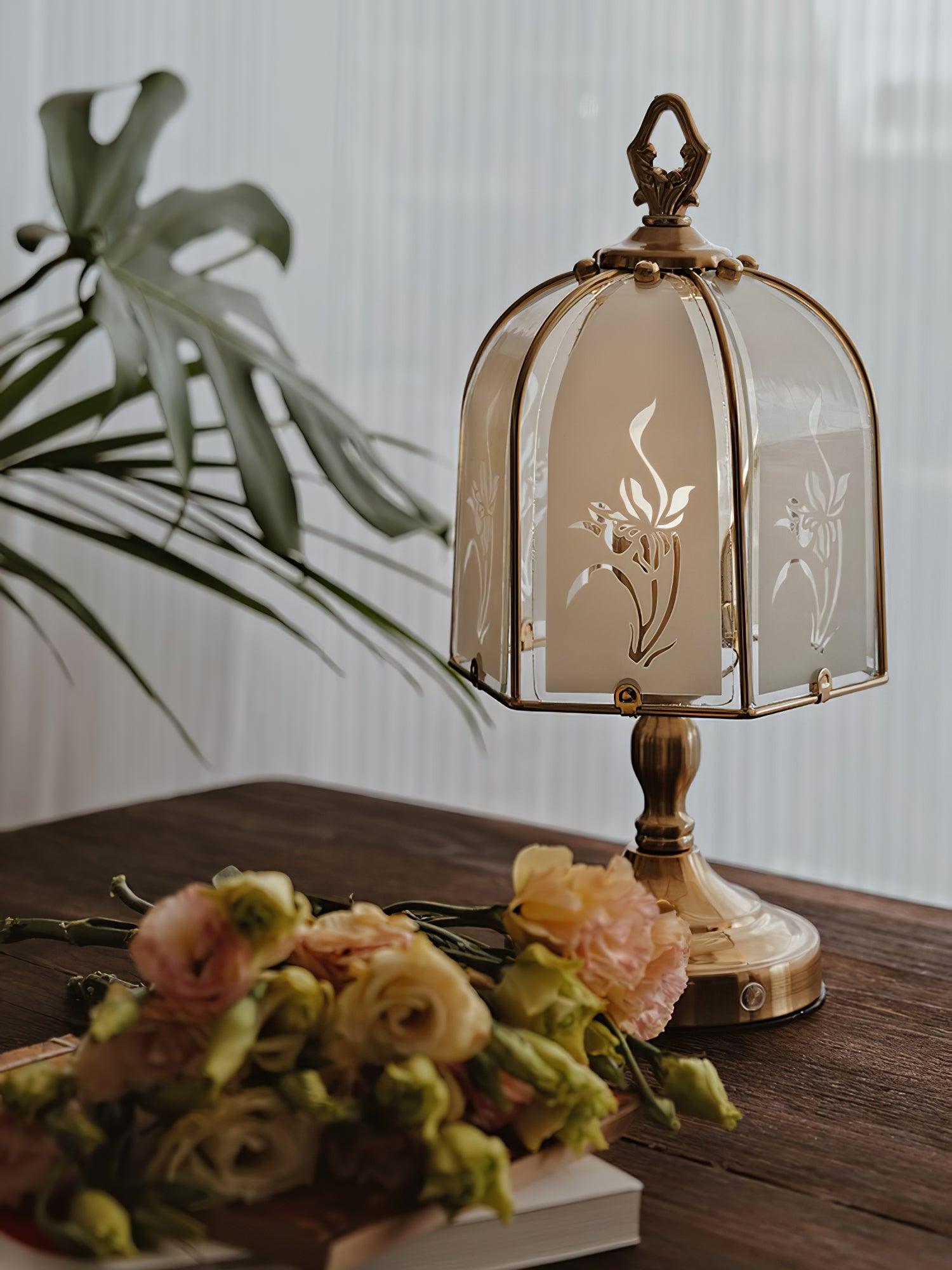 Leonore_Metal_Table_Lamp_4