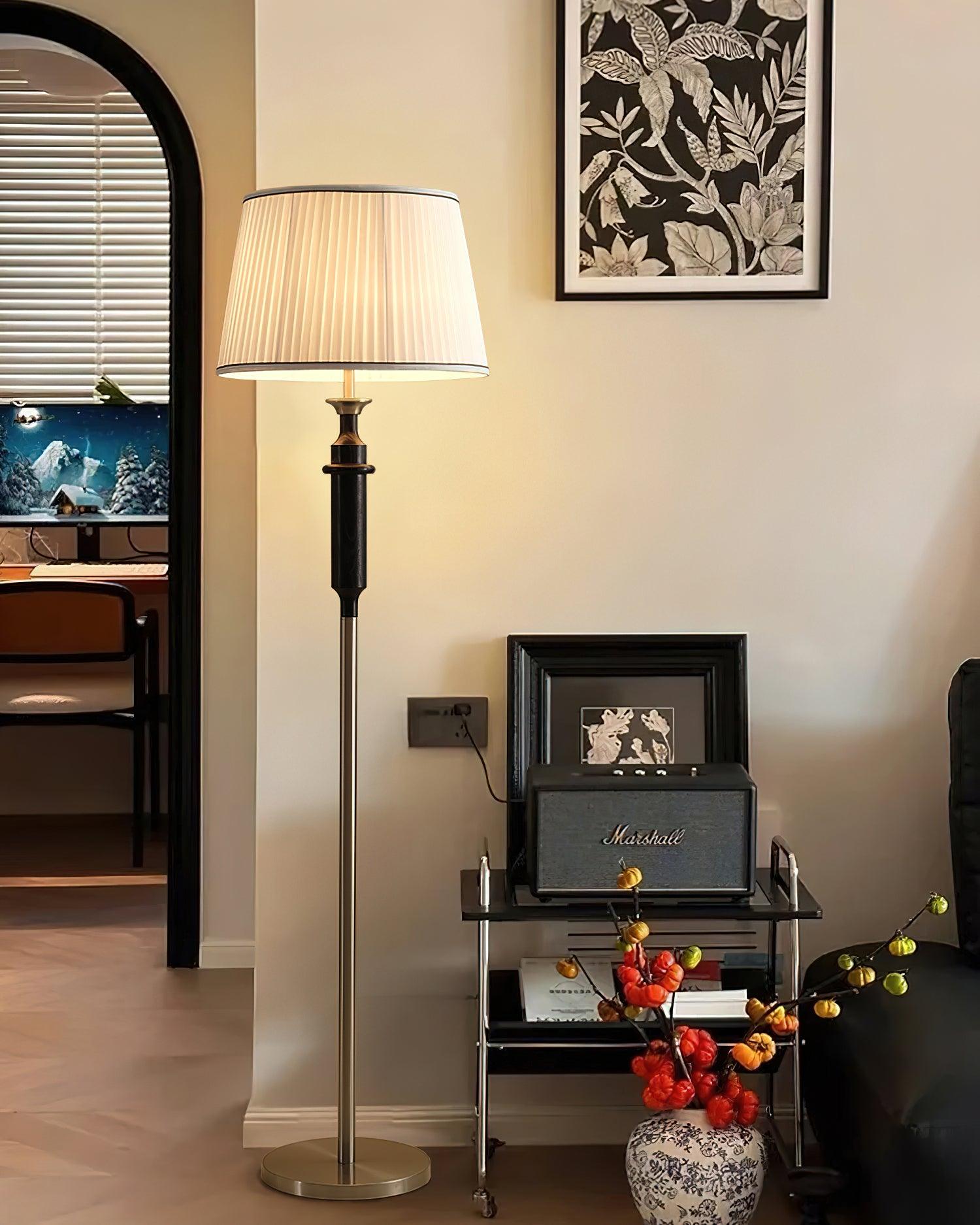 Lexington_Floor_Lamp_4