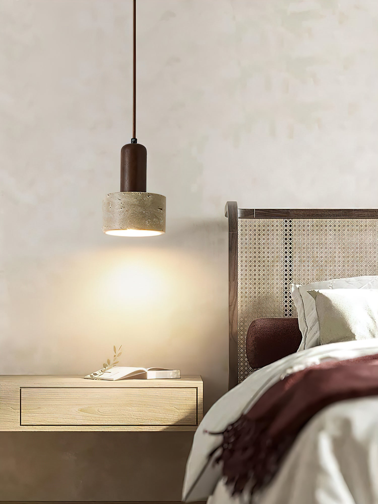Liam_Round_Pendant_Lamp_1