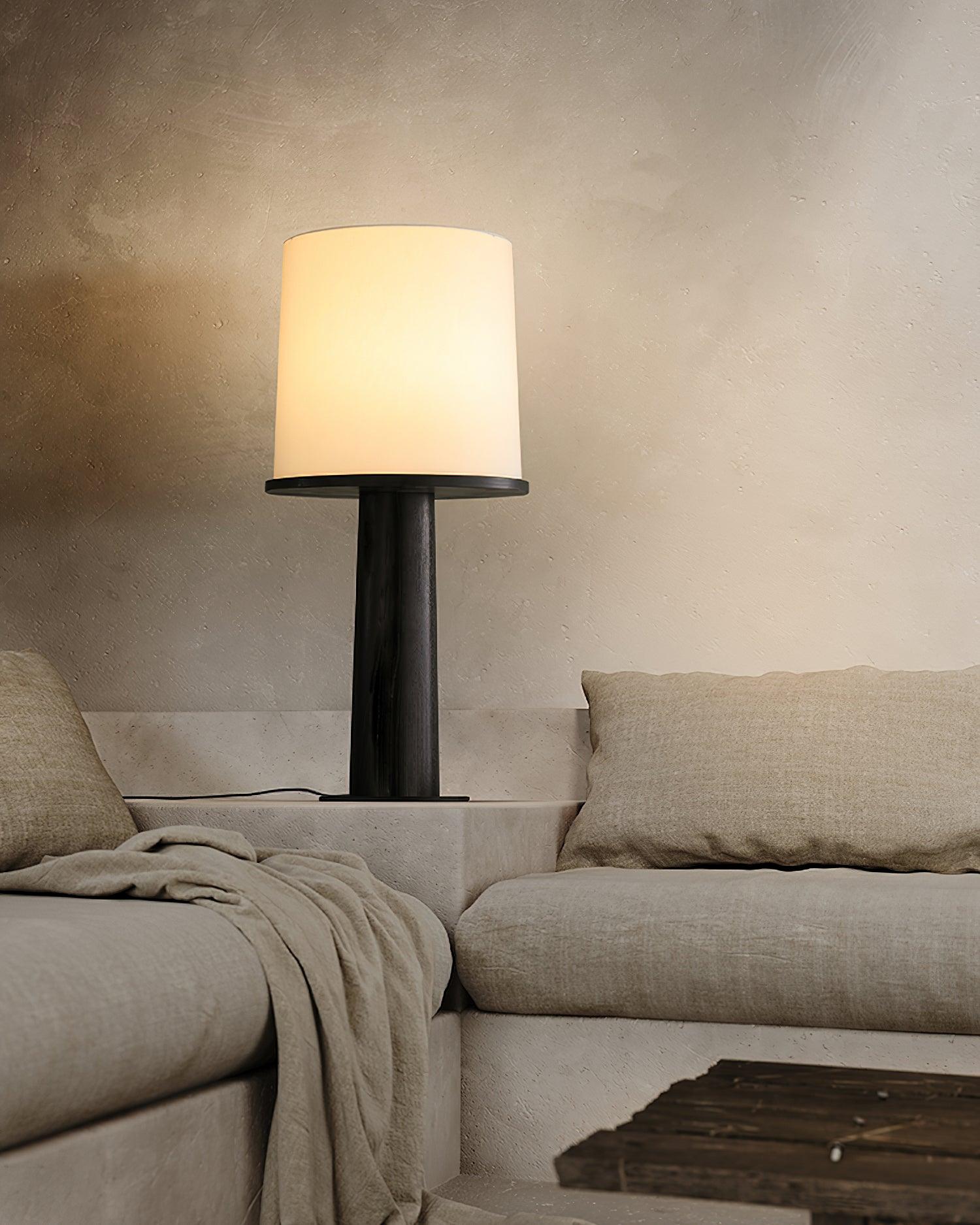 Light_And_Shadow_Bottle_Table_Lamp_3