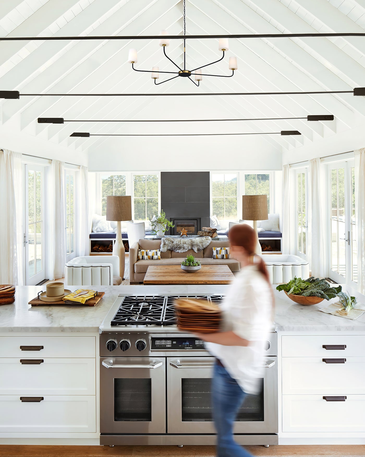 Logan_Chandelier_3