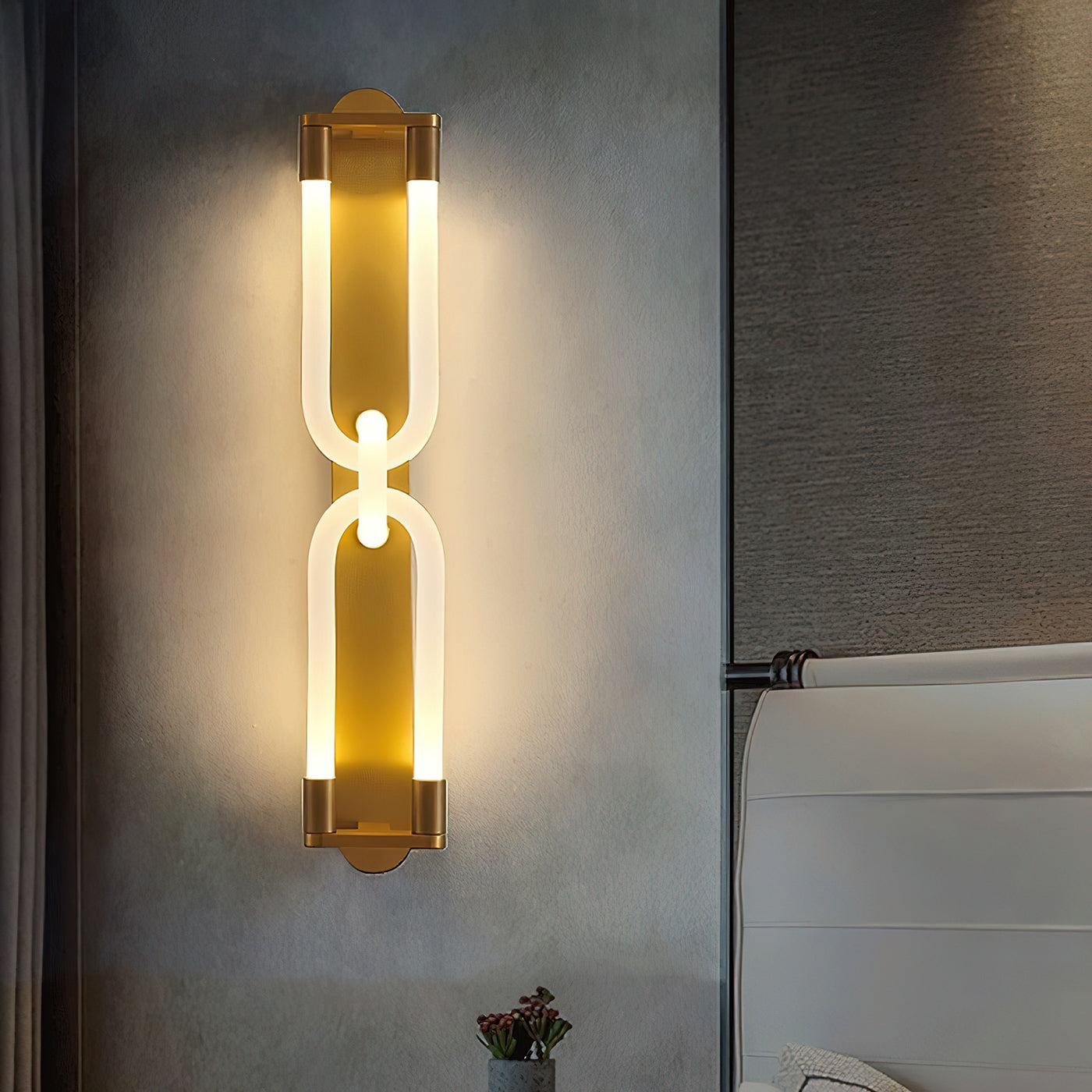 Loopi_Wall_Lamp_1