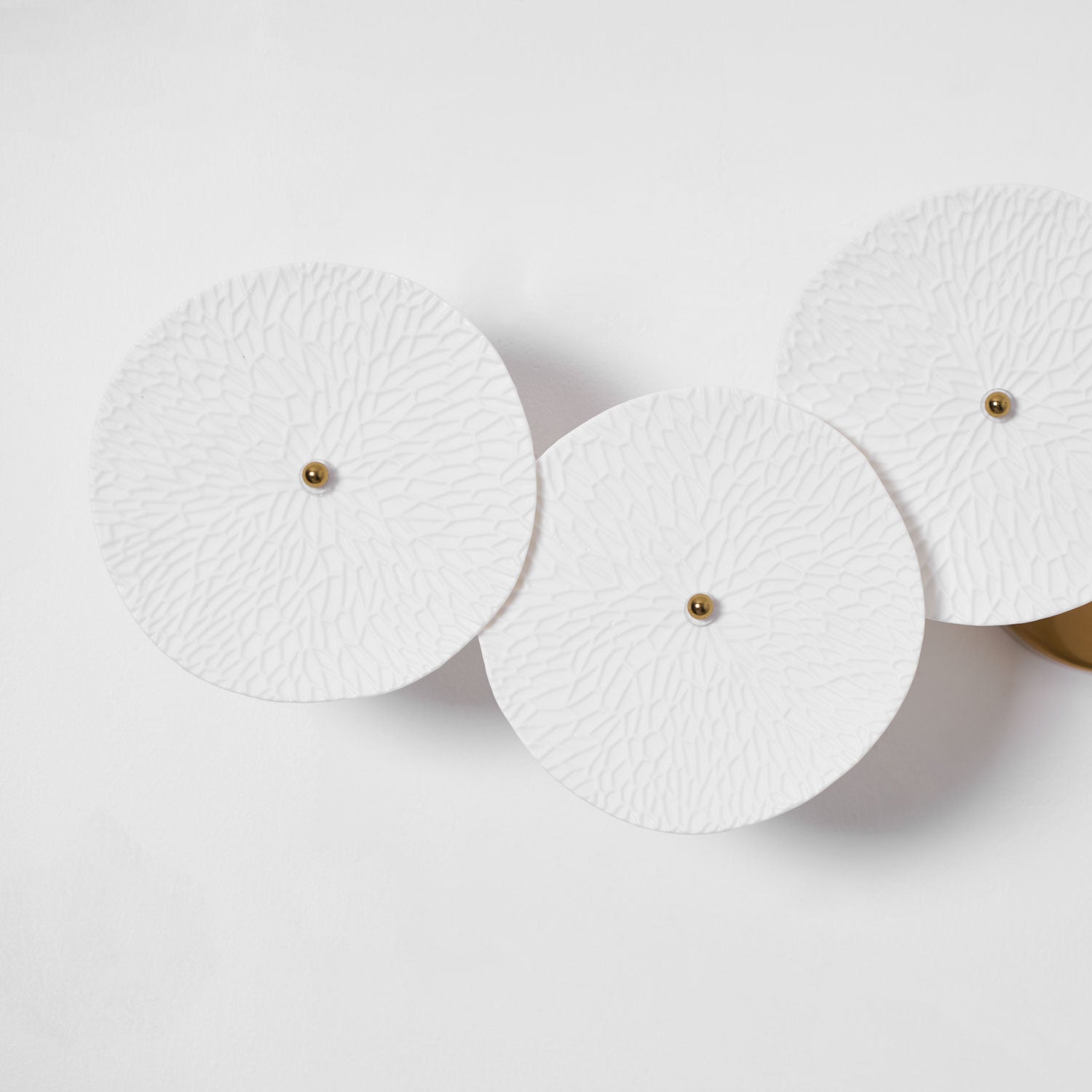 Lotus-Petal-Wall-Lamp-_1