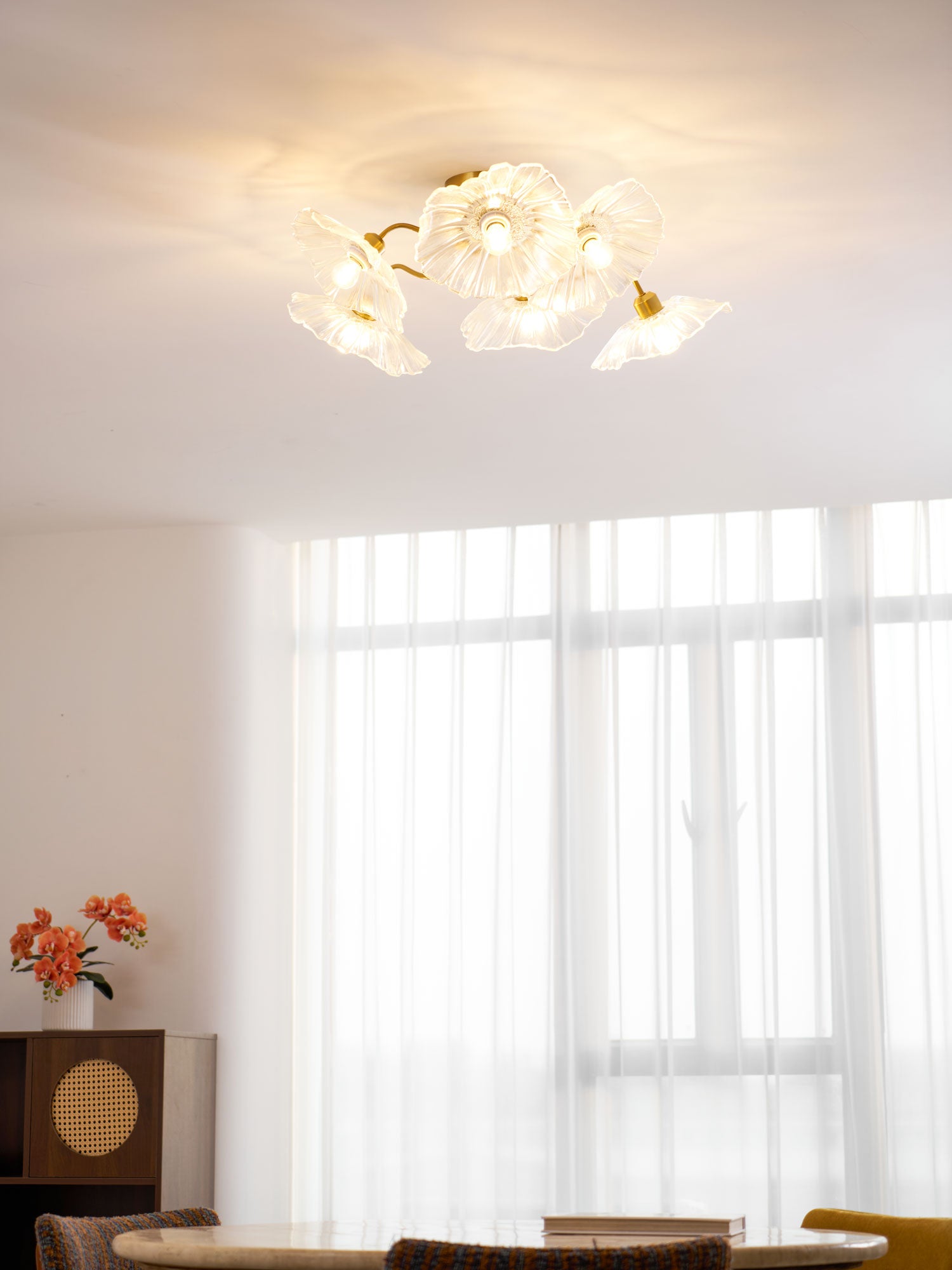 Lotus_-Leaf_-Glass_-Ceiling-_Lamp-_1