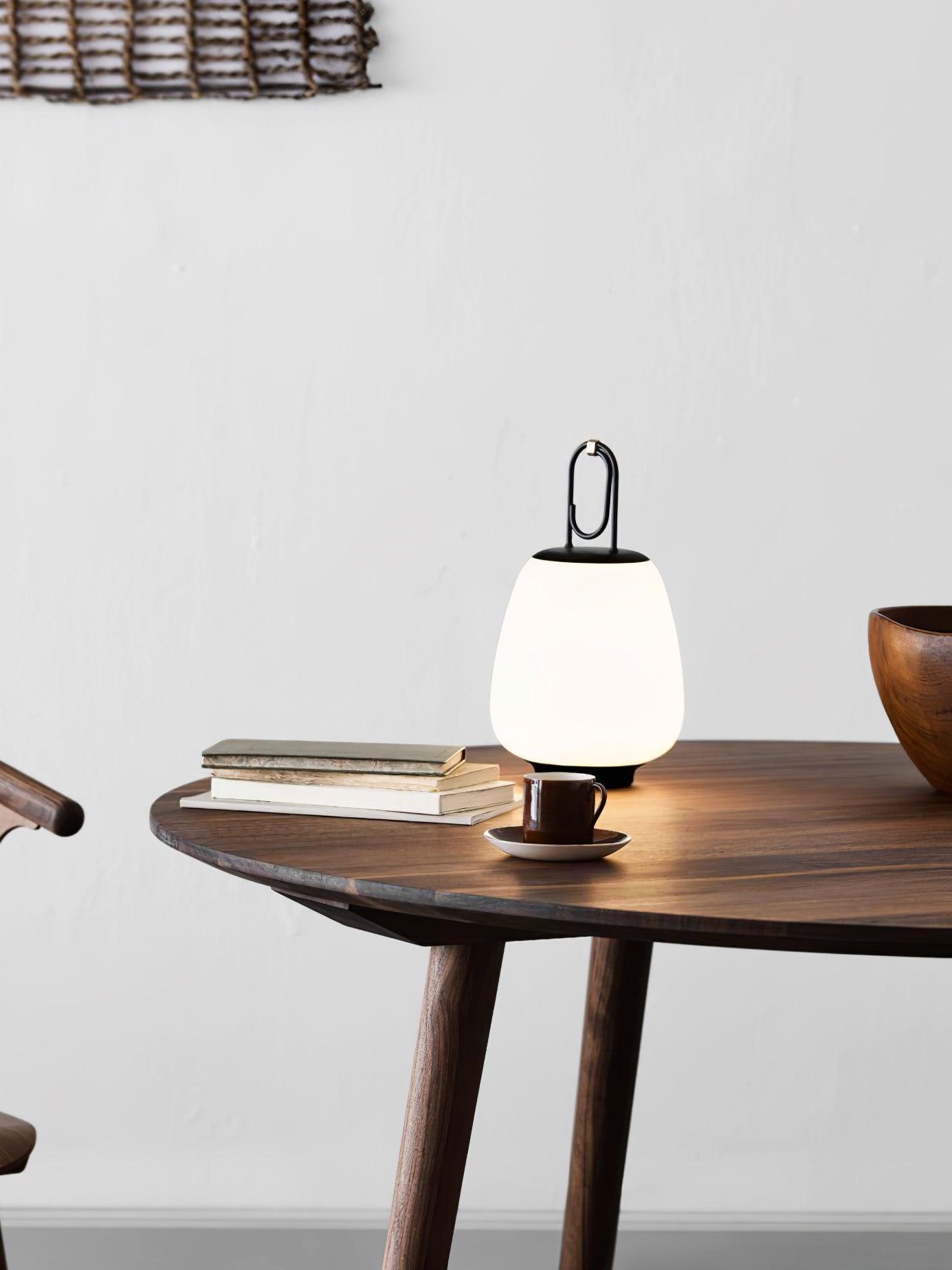 Lucia_Lantern_Table_Lamp_10