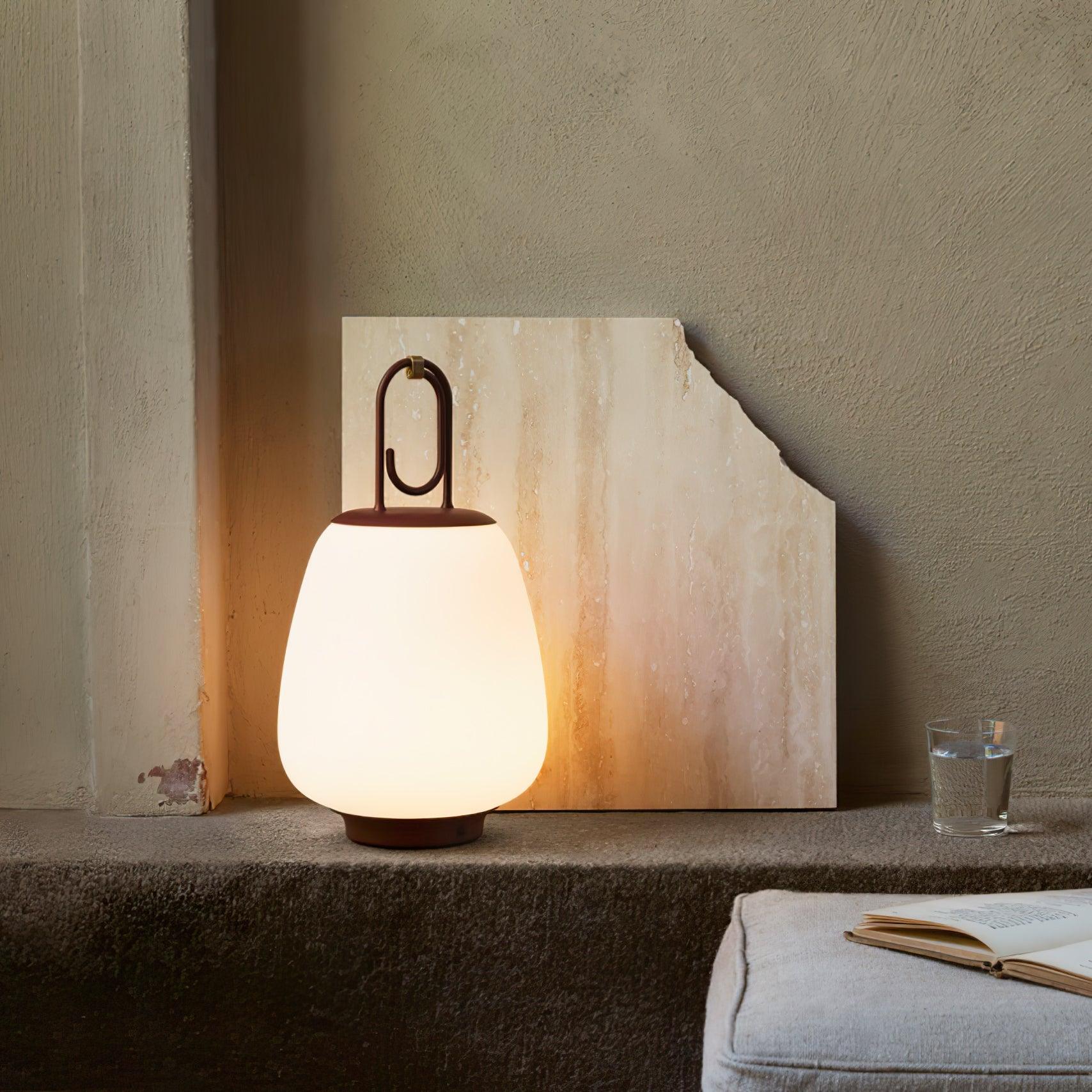 Lucia_Lantern_Table_Lamp_17