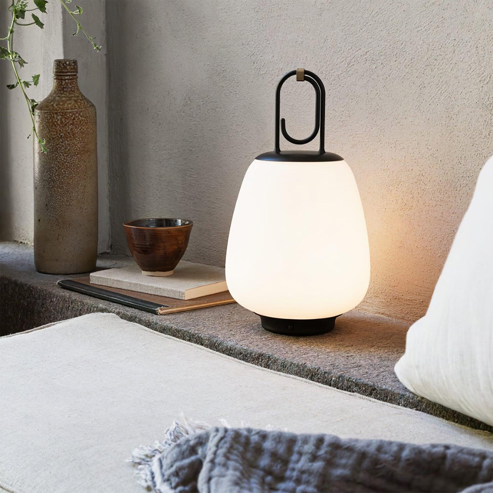 Lucia_Lantern_Table_Lamp_2