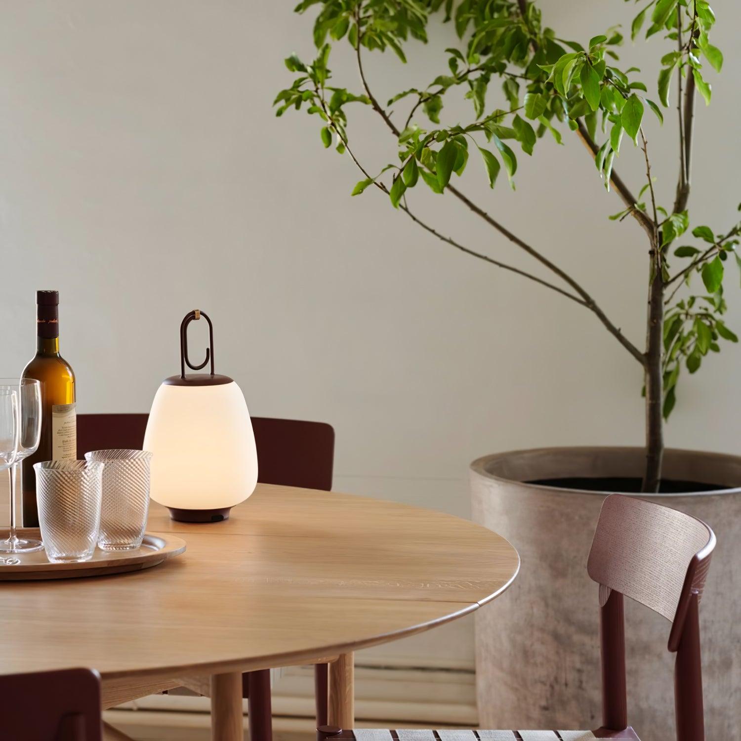 Lucia_Lantern_Table_Lamp_4