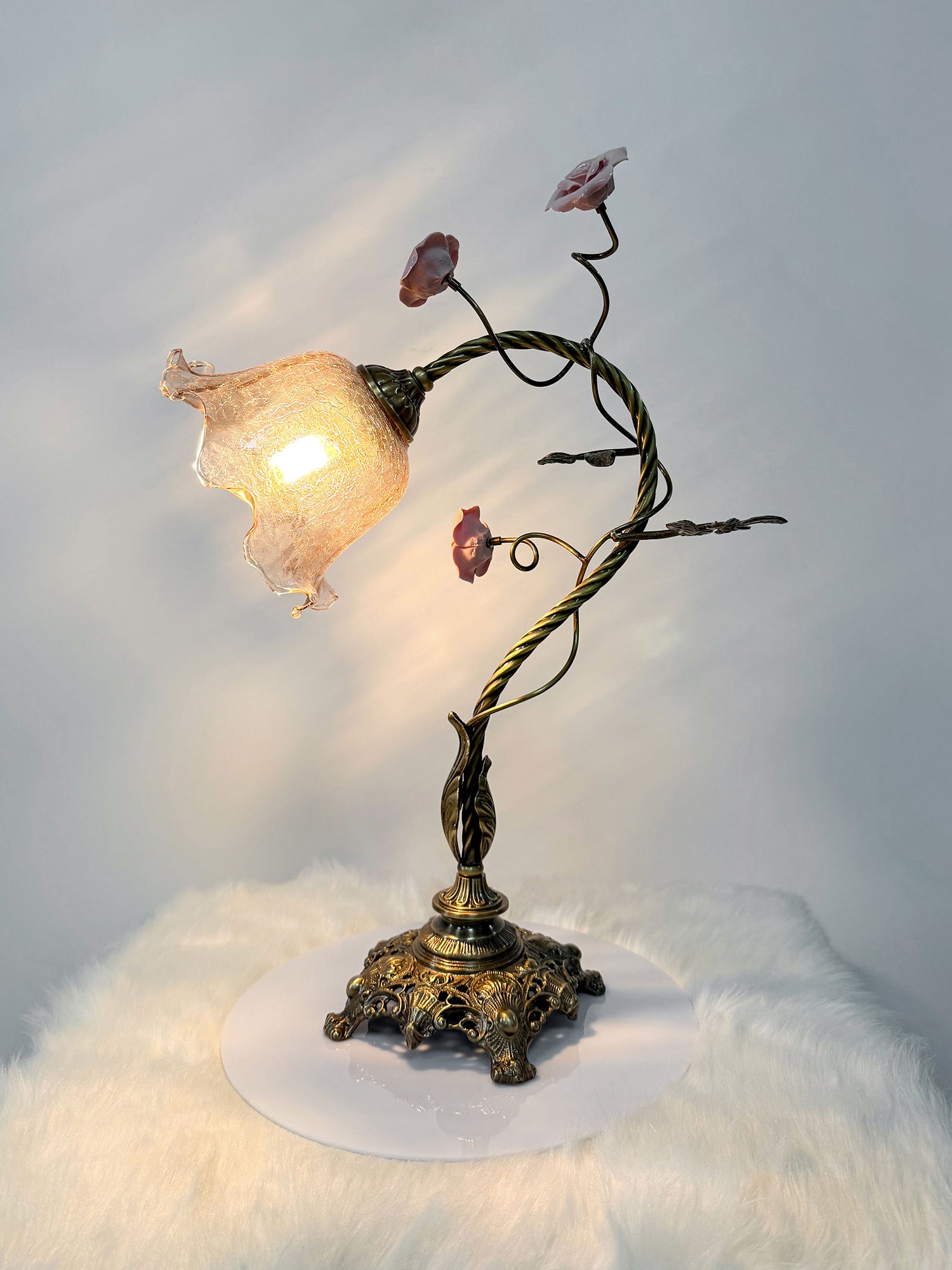 Lumiere_Table_Lamp_13