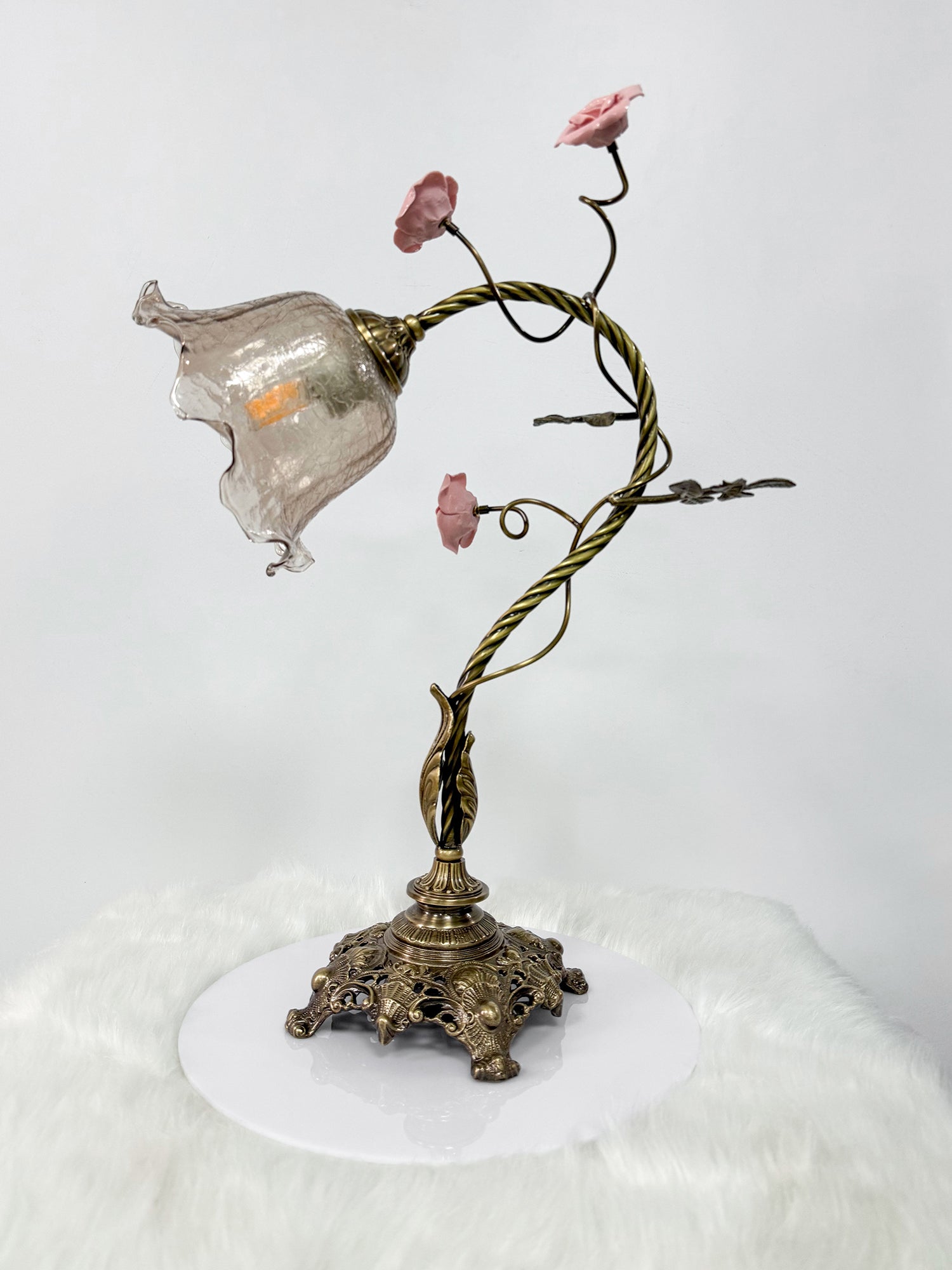 Lumiere_Table_Lamp_15