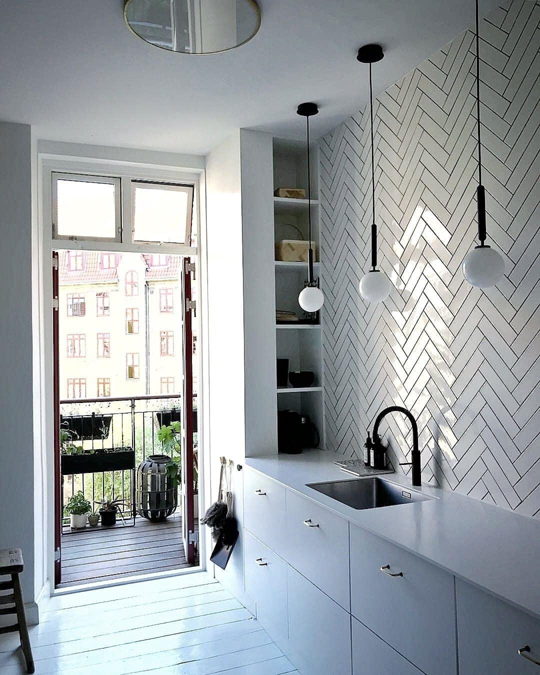Luna_Orb_Pendant_Light_81
