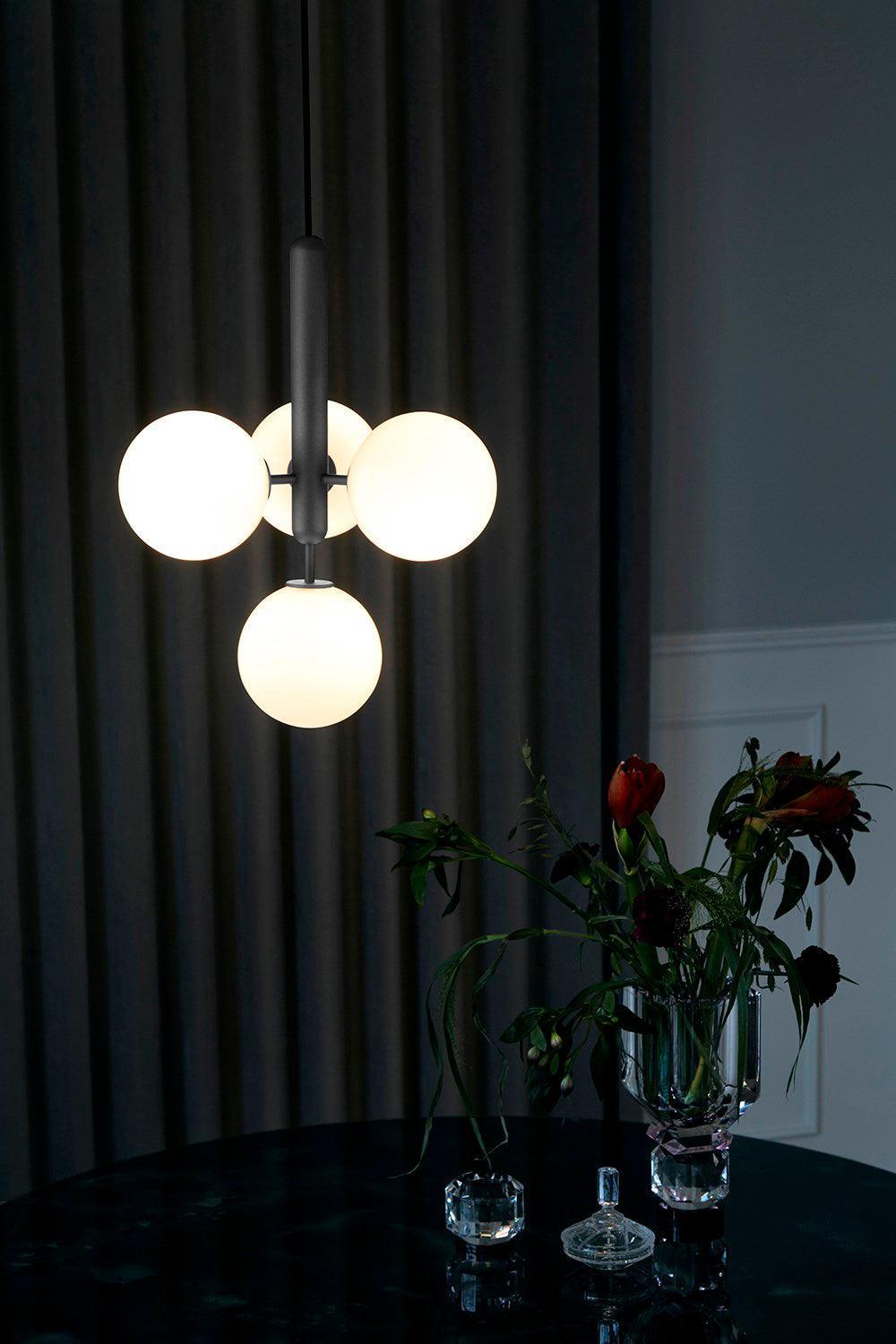 Luna_Orb_Pendant_Light_98
