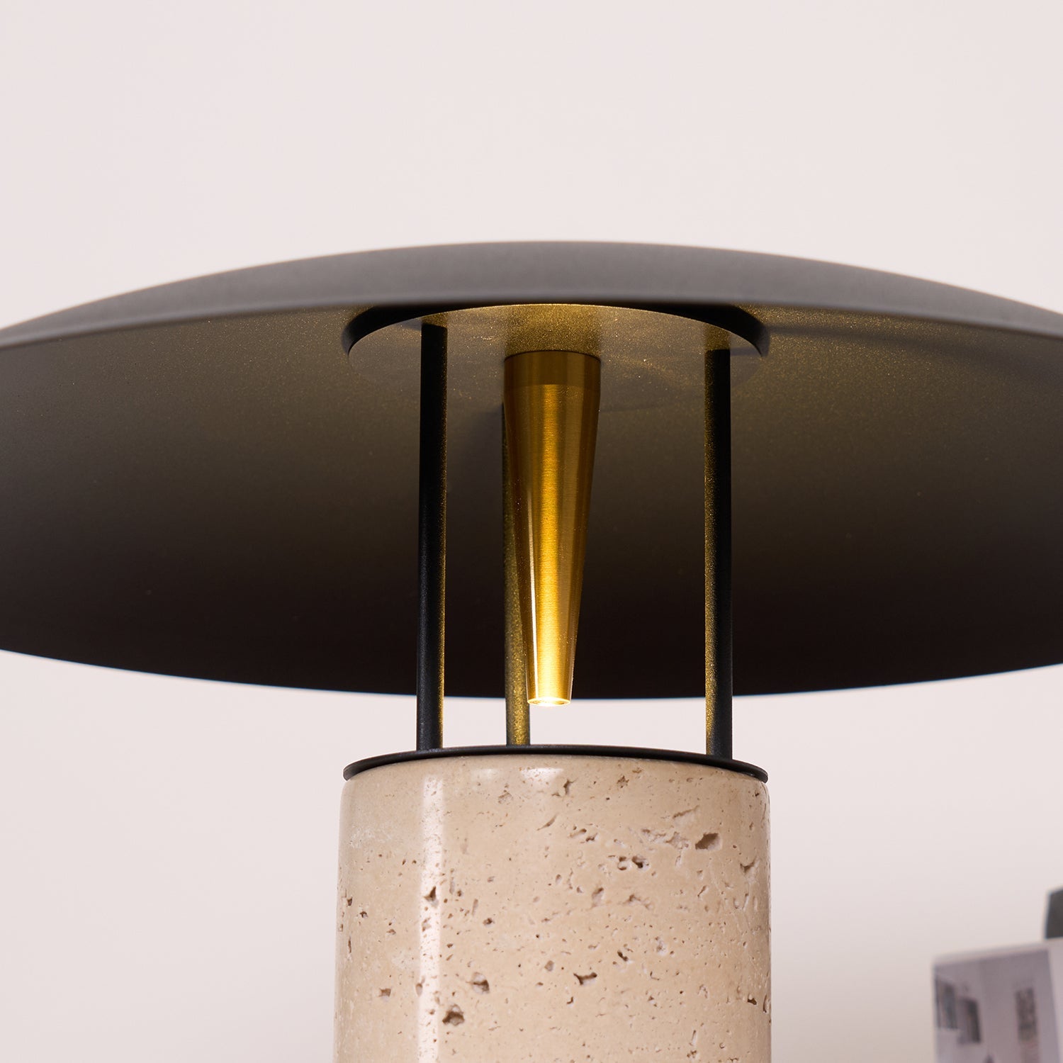 Luna_Table_Lamp_26